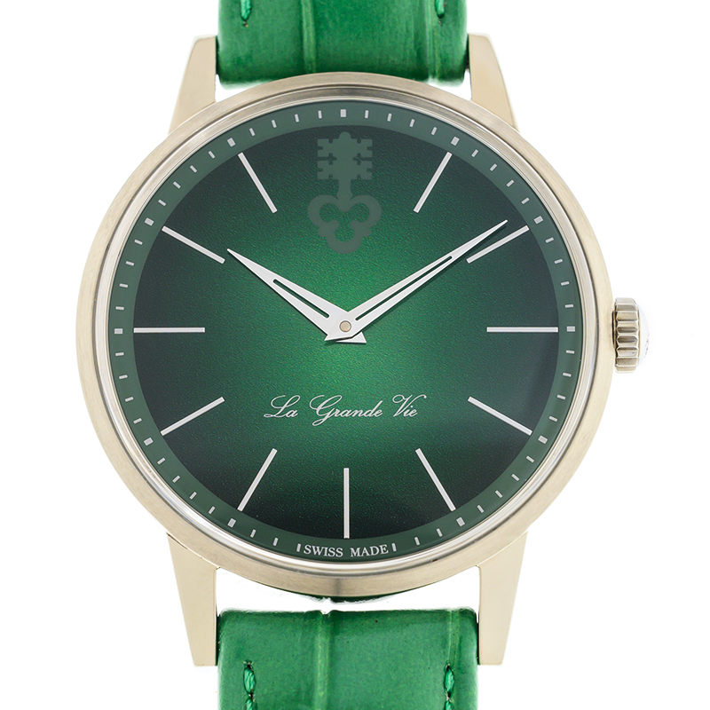 NEW CORUM HERITAGE 082.750.04/0057 LG07