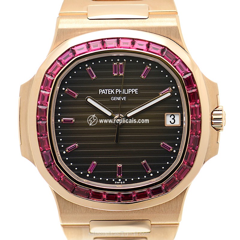 PATEK PHILIPPE NAUTILUS 5723-112R-001