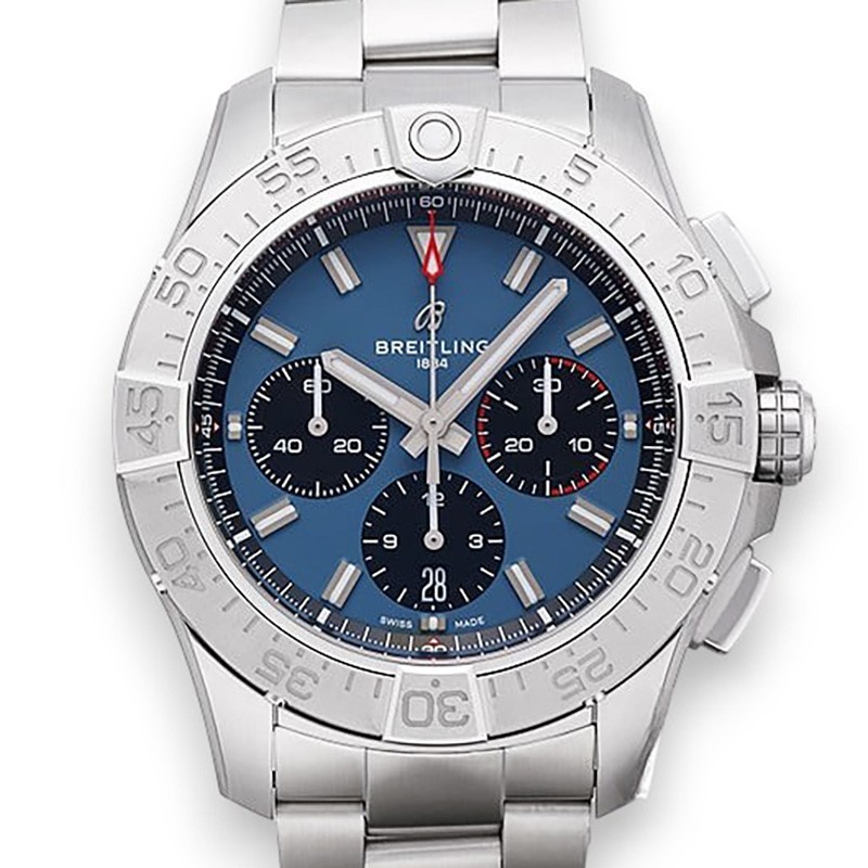 NEW BREITLING AVENGER AB0147101C1A1 1