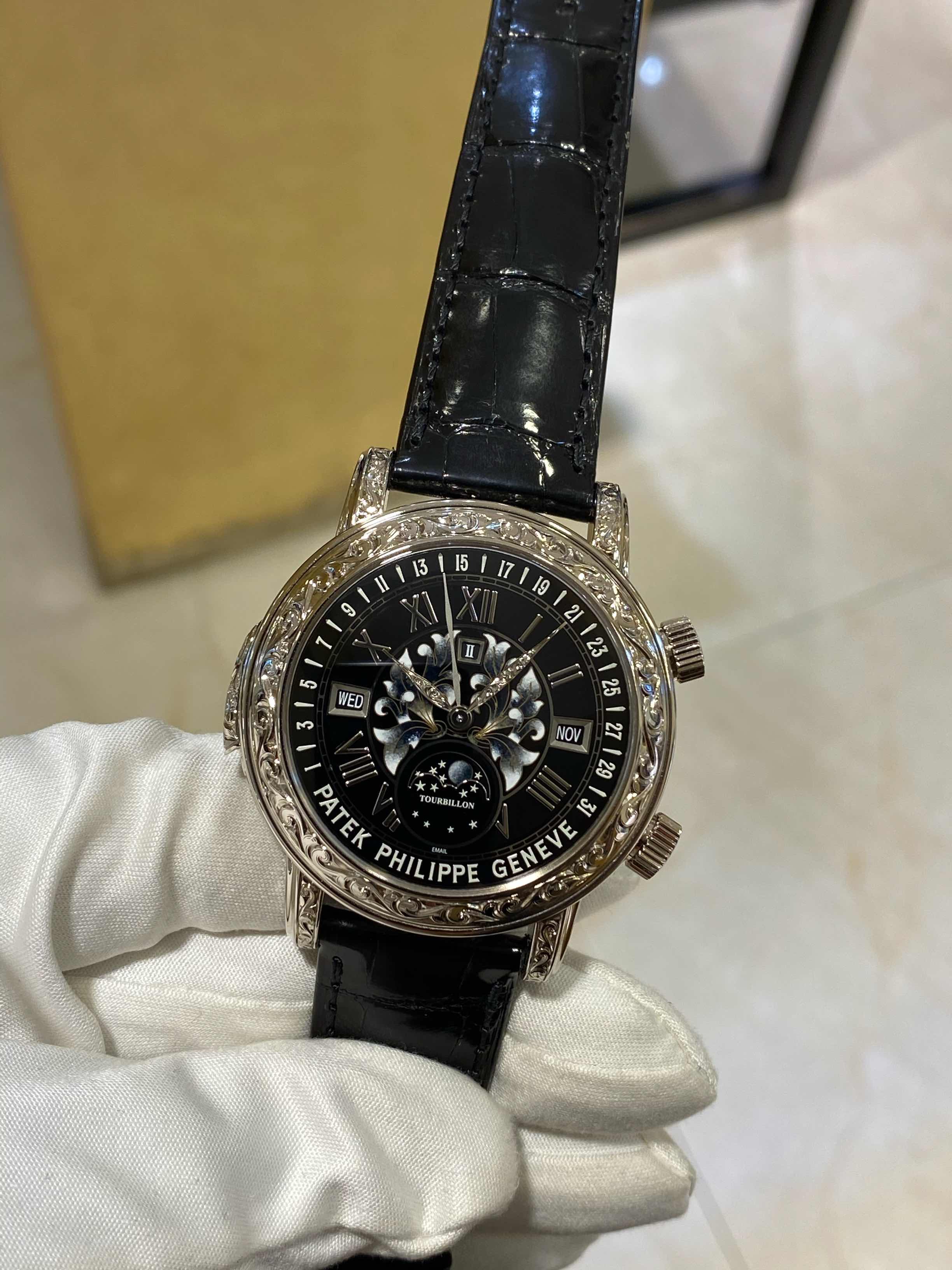 NEW PATEK PHILIPPE GRAND COMPLICATIONS 6002G-010 1