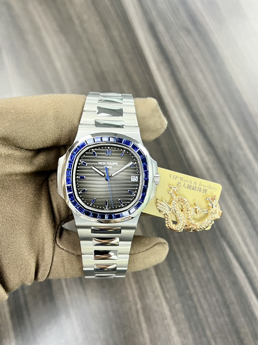 NEW PATEK PHILIPPE NAUTILUS 5711/111P-001 1