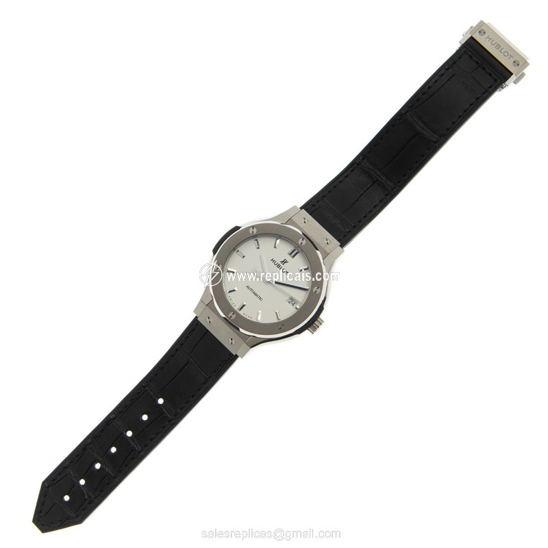 HUBLOT CLASSIC FUSION 565.NX.2611.LR 2