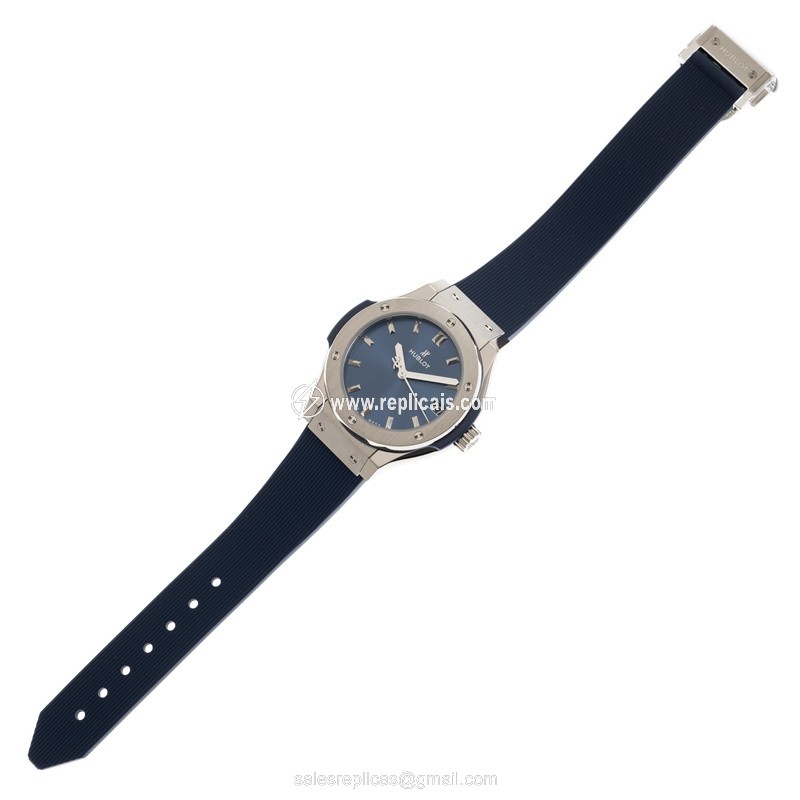 HUBLOT CLASSIC FUSION 581.NX.7170.RX 2