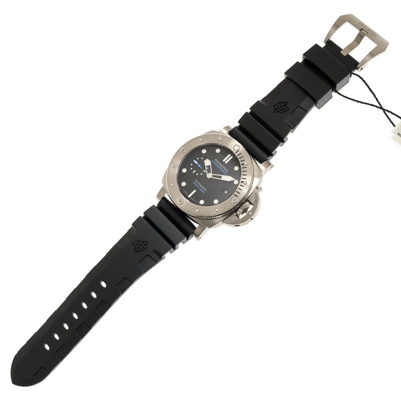 NEW PANERAI SUBMERSIBLE PAM02305 2