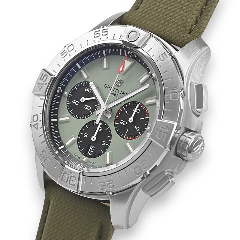NEW BREITLING AVENGER AB0147101L1X1 2