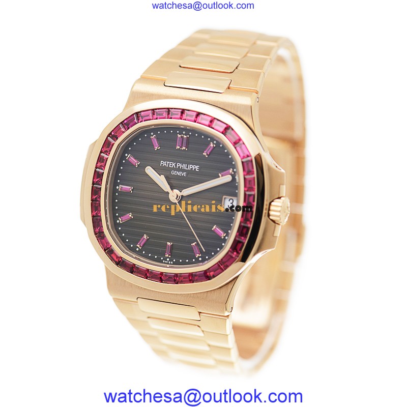 PATEK PHILIPPE NAUTILUS 5723-112R-001 3
