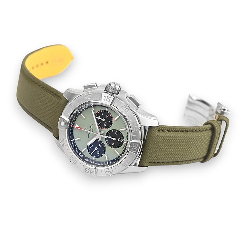 NEW BREITLING AVENGER AB0147101L1X1 3