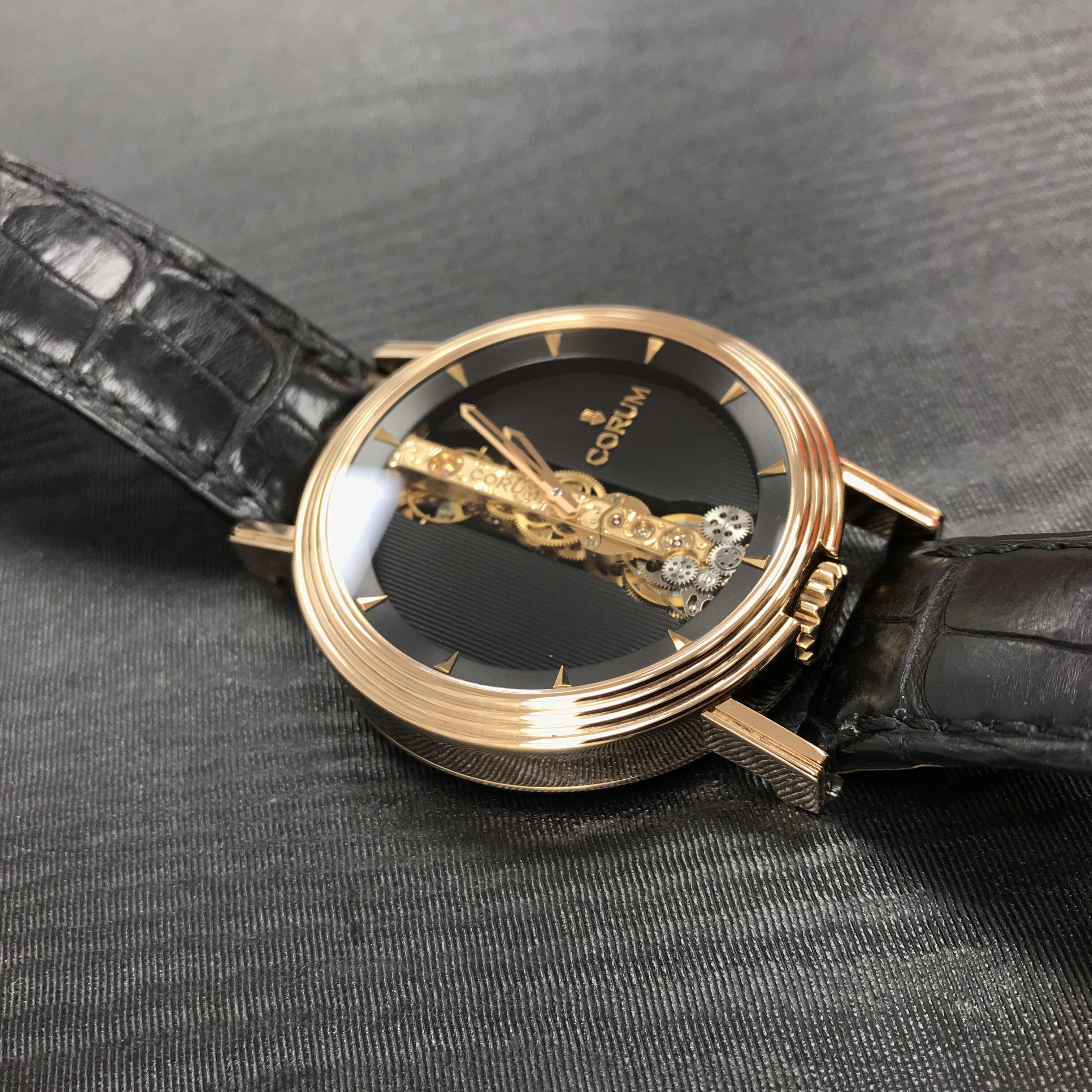 NEW CORUM GOLDEN BRIDGE 113.247.55/0001 FN15 4