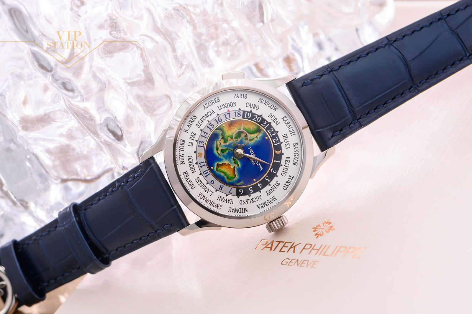 NEW PATEK PHILIPPE COMPLICATIONS 5231G-001 5