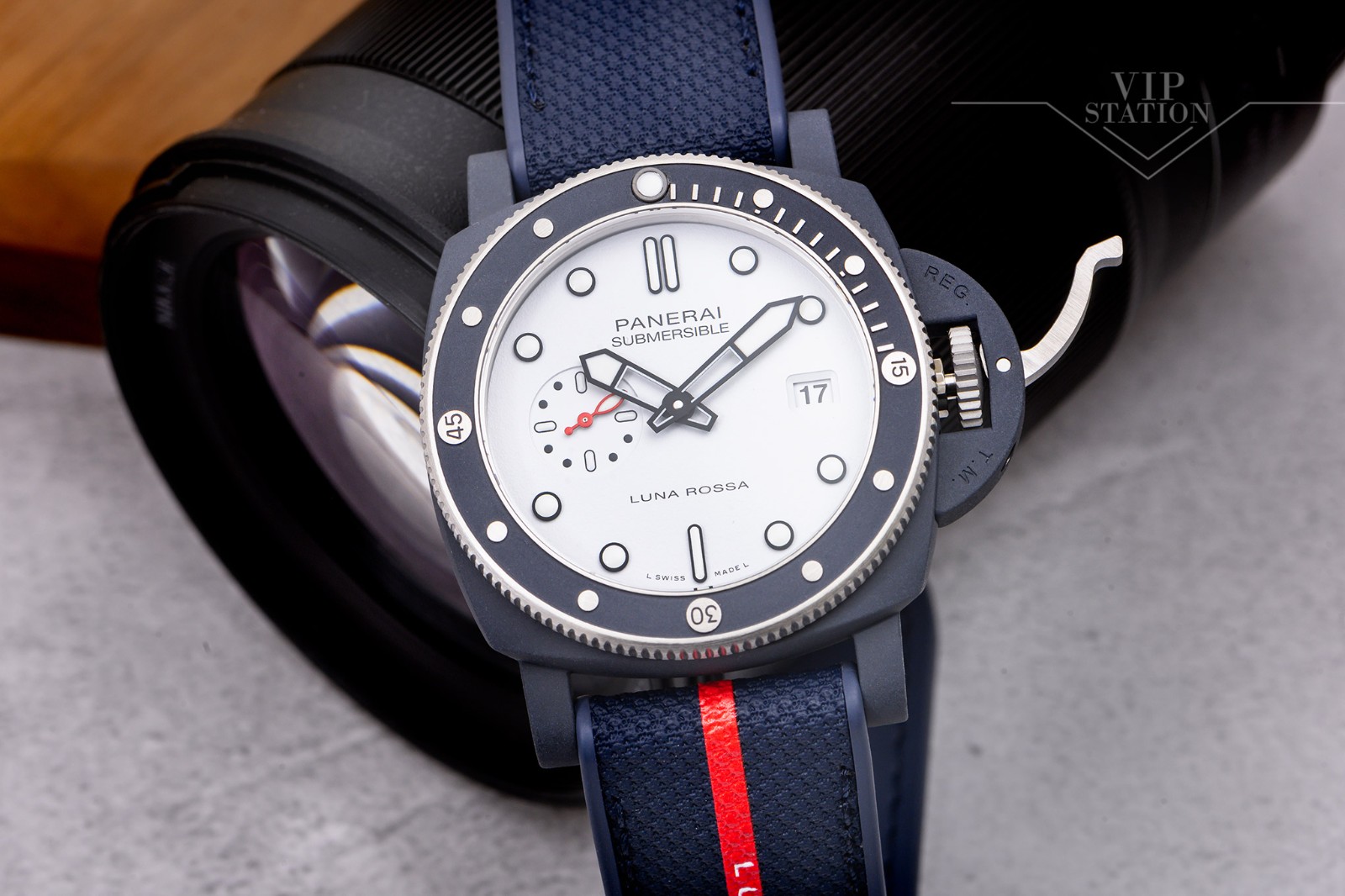 NEW PANERAI Submersible Luna Rossa Ti-Ceramitech PAM01543 5