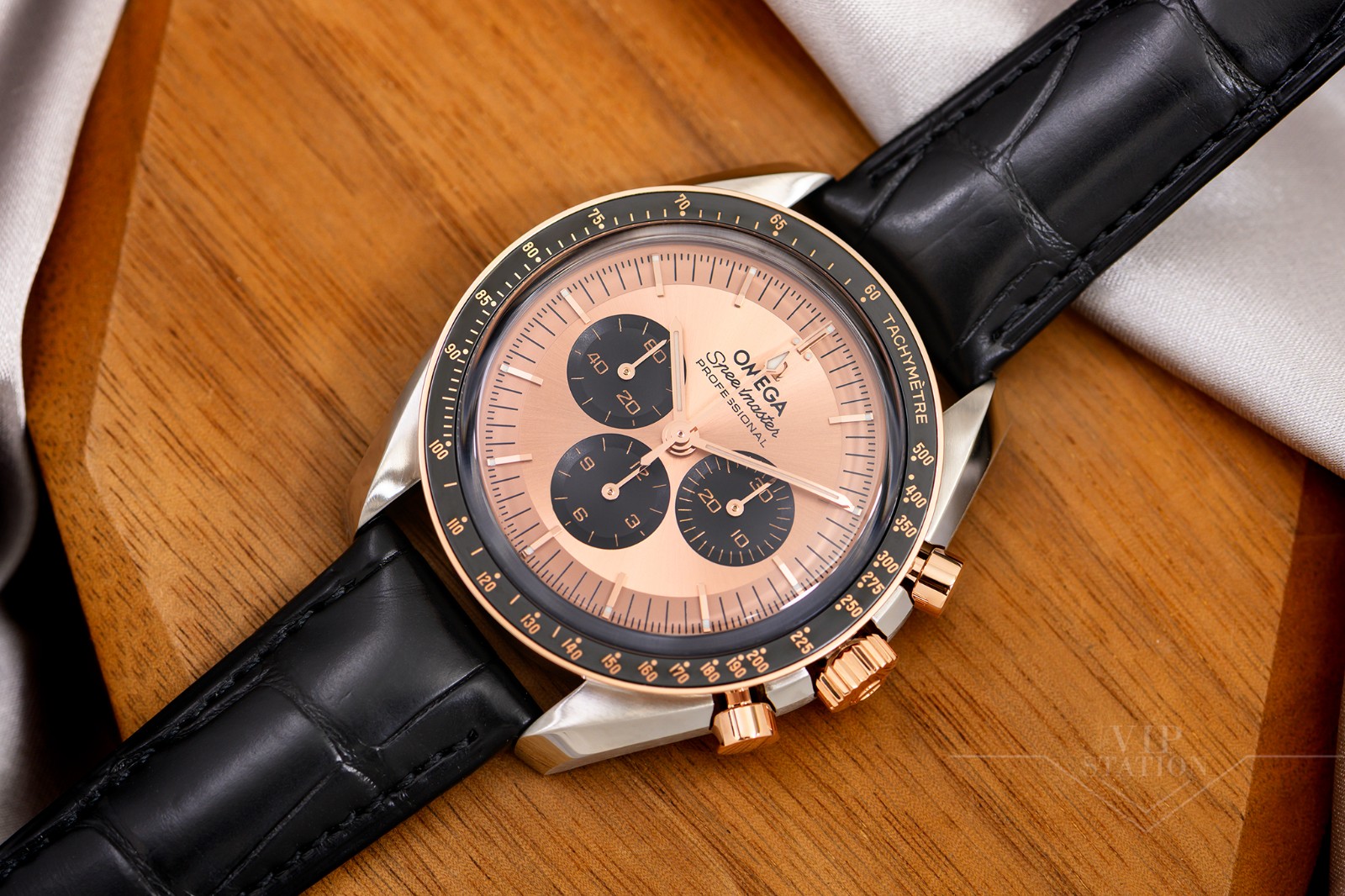 NEW OMEGA SPEEDMASTER 310.23.42.50.99.001 5