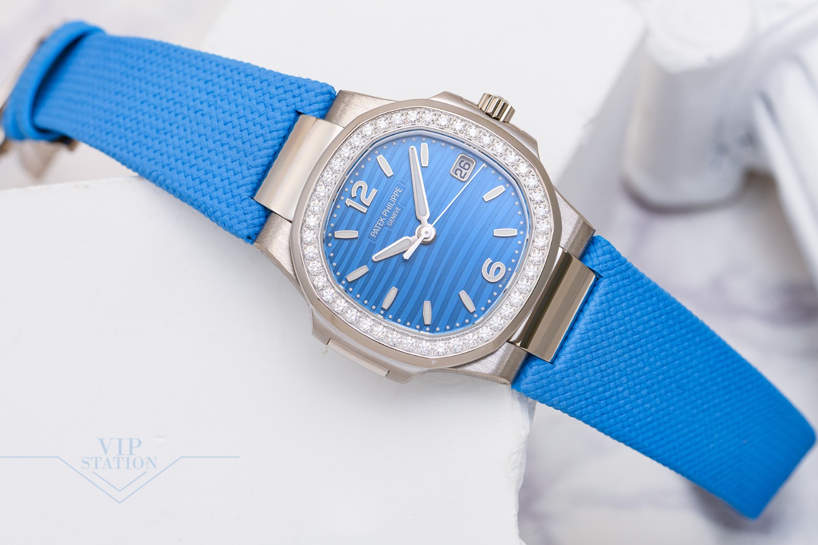 NEW PATEK PHILIPPE NAUTILUS 7010G-013 5