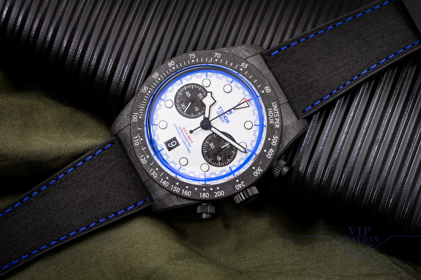 NEW TUDOR BLACK BAY CHRONO 79377KN-0001 5