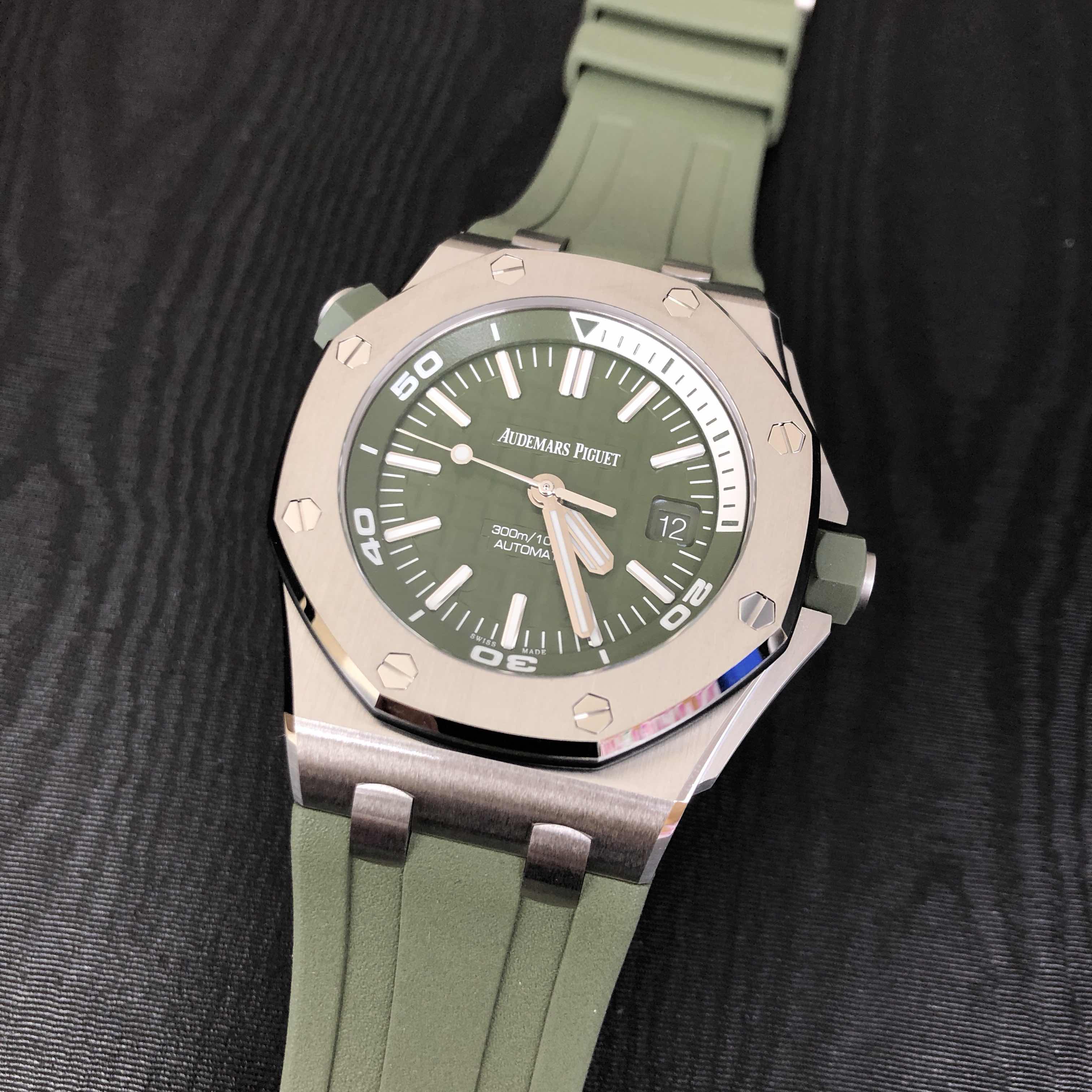 AUDEMARS PIGUET ROYAL OAK OFFSHORE 15710ST.OO.A052CA.01 5