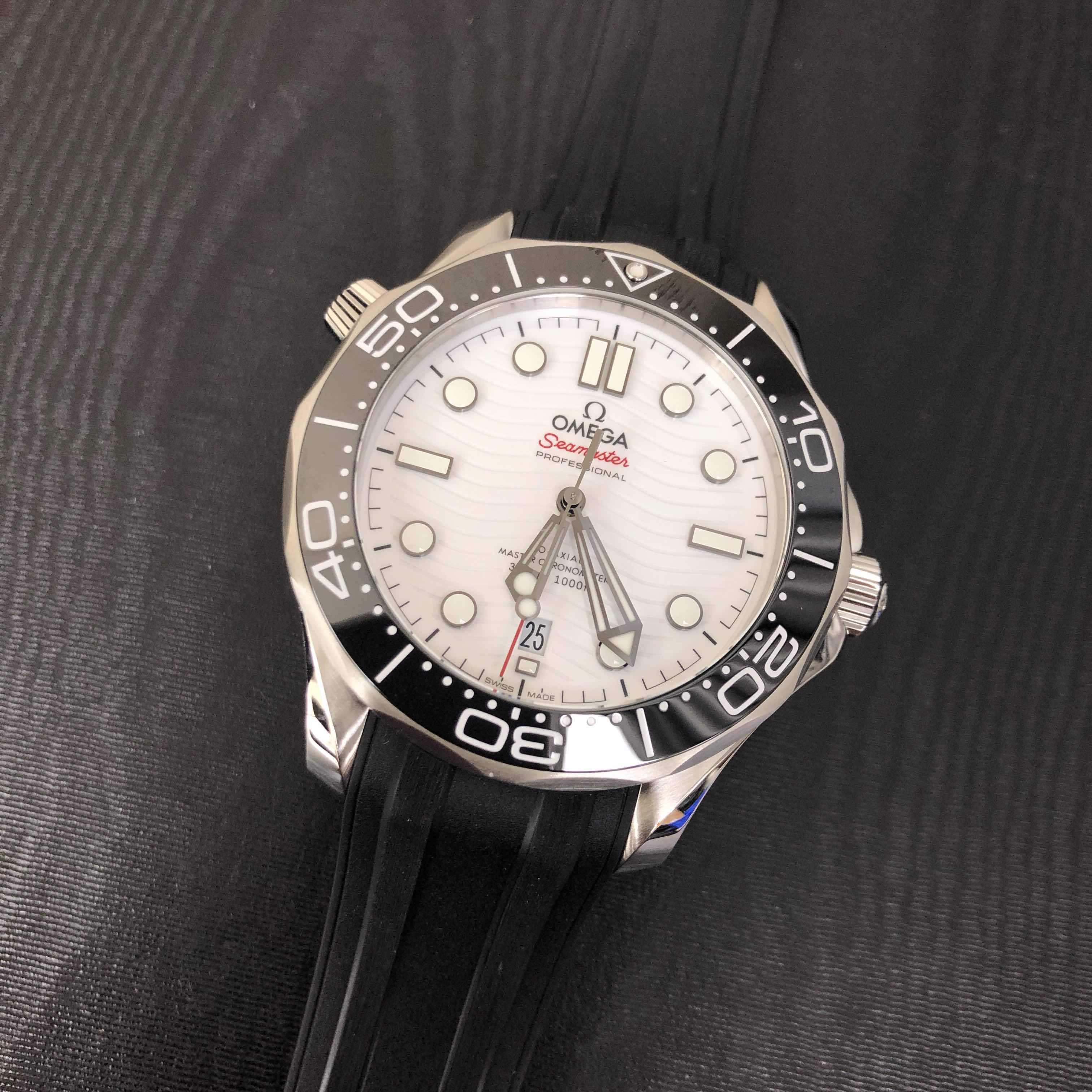 NEW OMEGA SEAMASTER 210.32.42.20.04.001 5