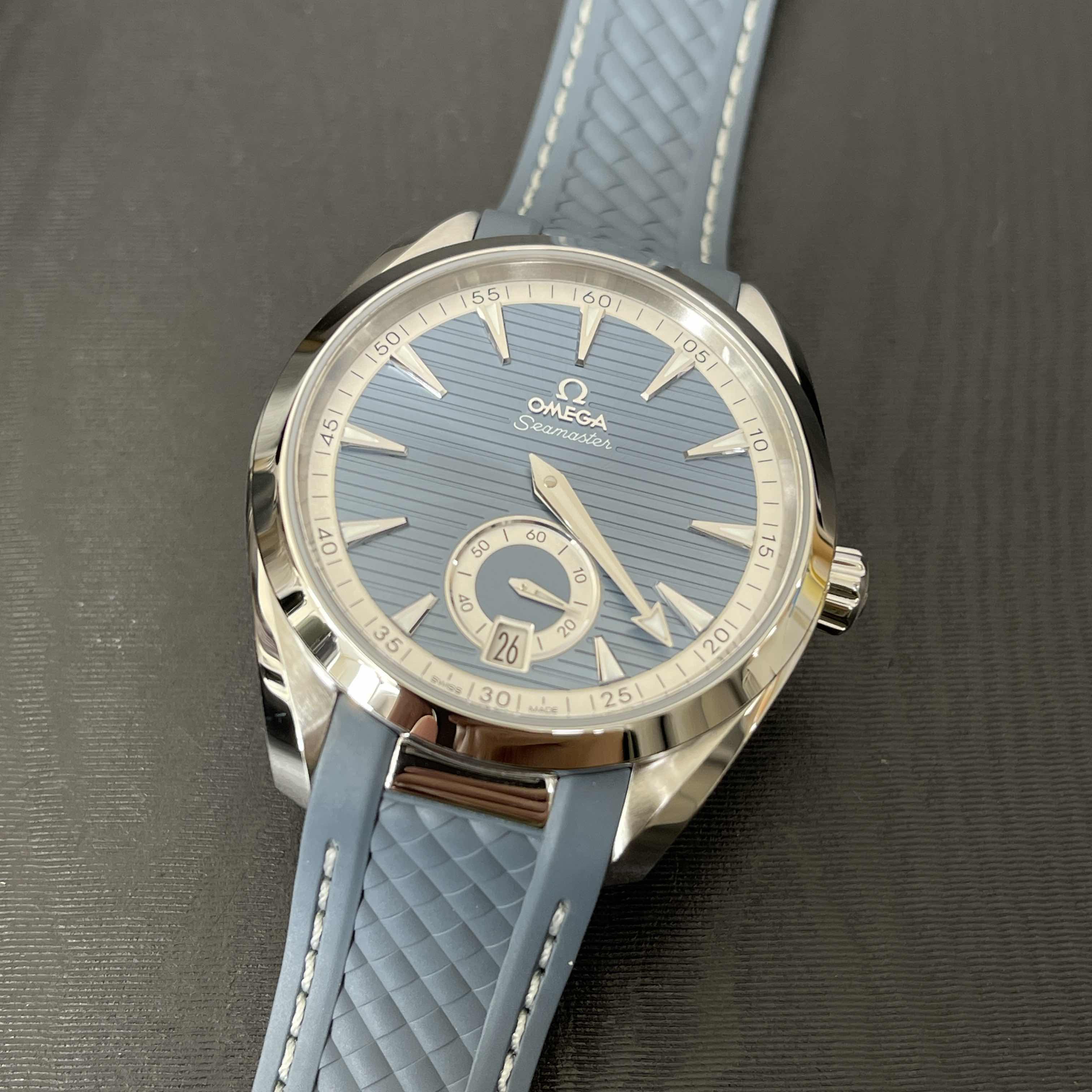 NEW OMEGA SEAMASTER 220.12.41.21.03.005 5