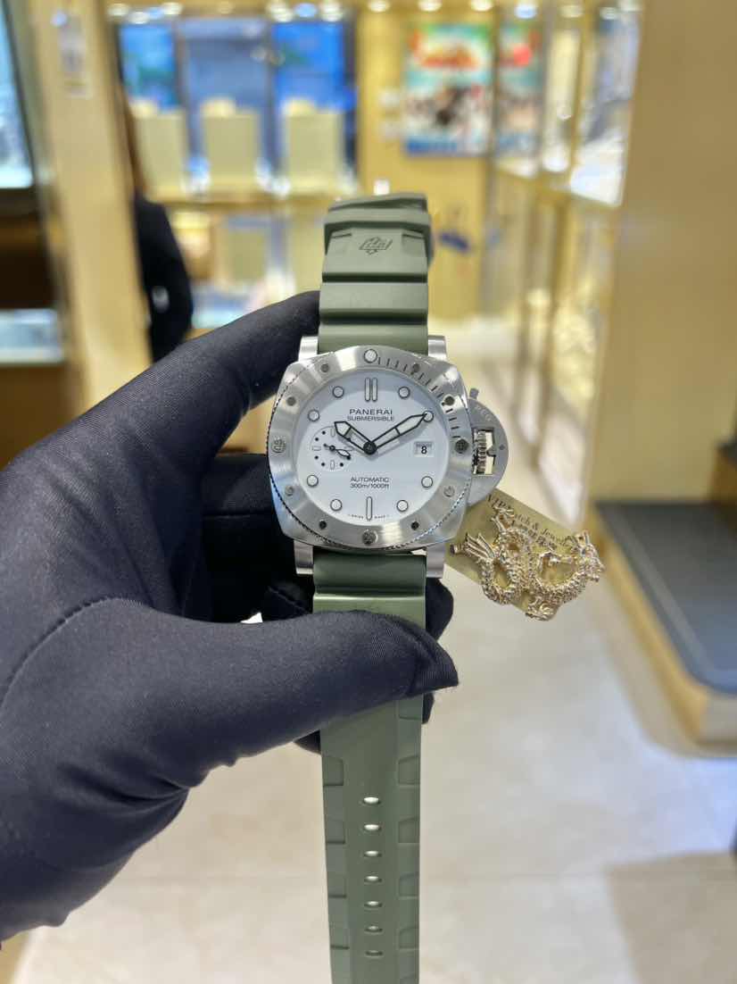 NEW PANERAI SUBMERSIBLE PAM01226 5
