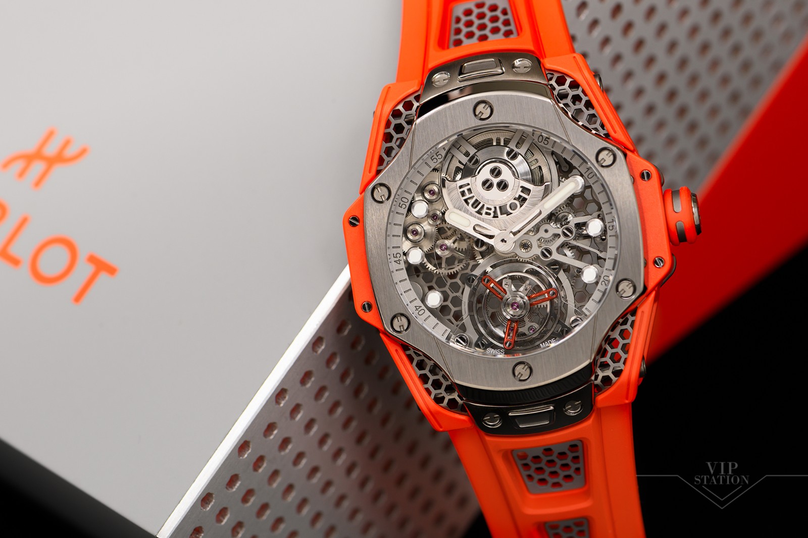 NEW HUBLOT BIG BANG 428.NX.0100.RX.SRA22 6