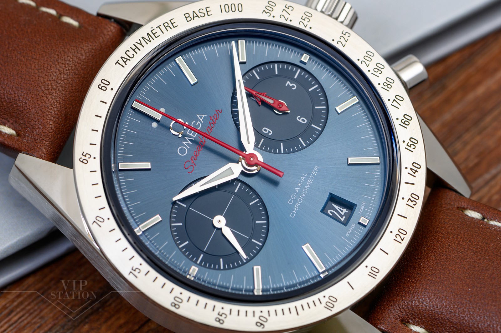 NEW OMEGA SPEEDMASTER 331.12.42.51.03.001 6