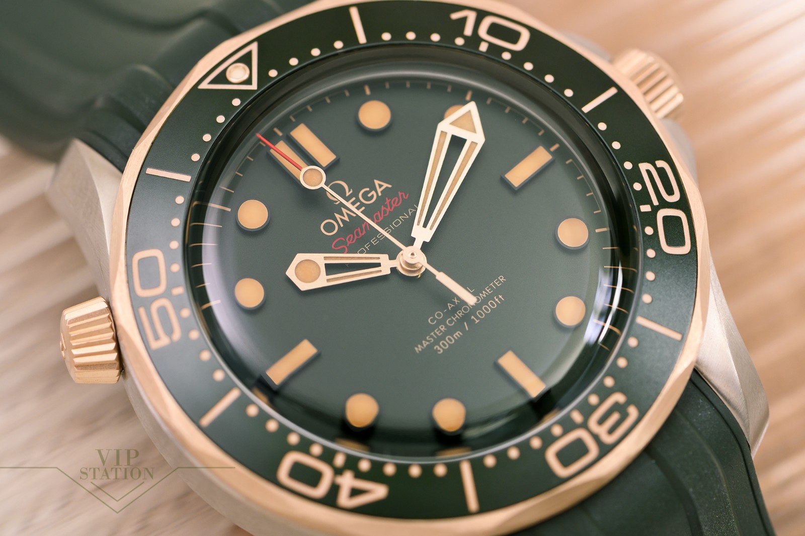 NEW OMEGA SEAMASTER 210.92.42.20.10.001 6