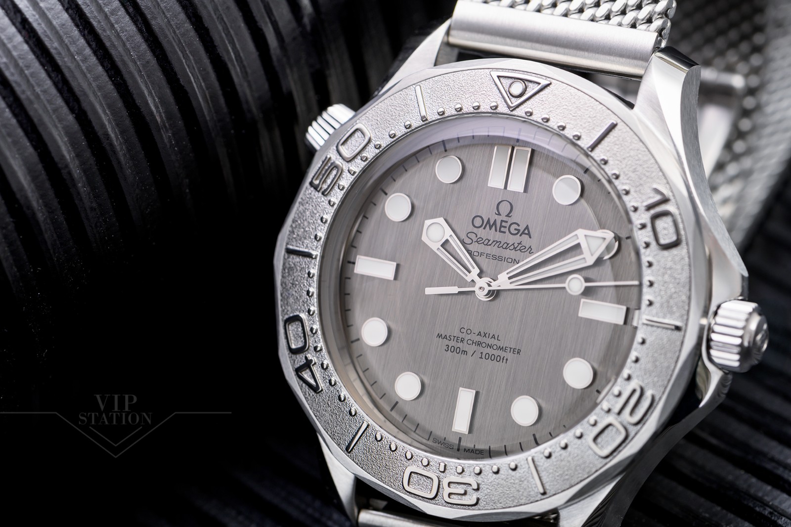 NEW OMEGA SEAMASTER 210.30.42.20.06.002 6