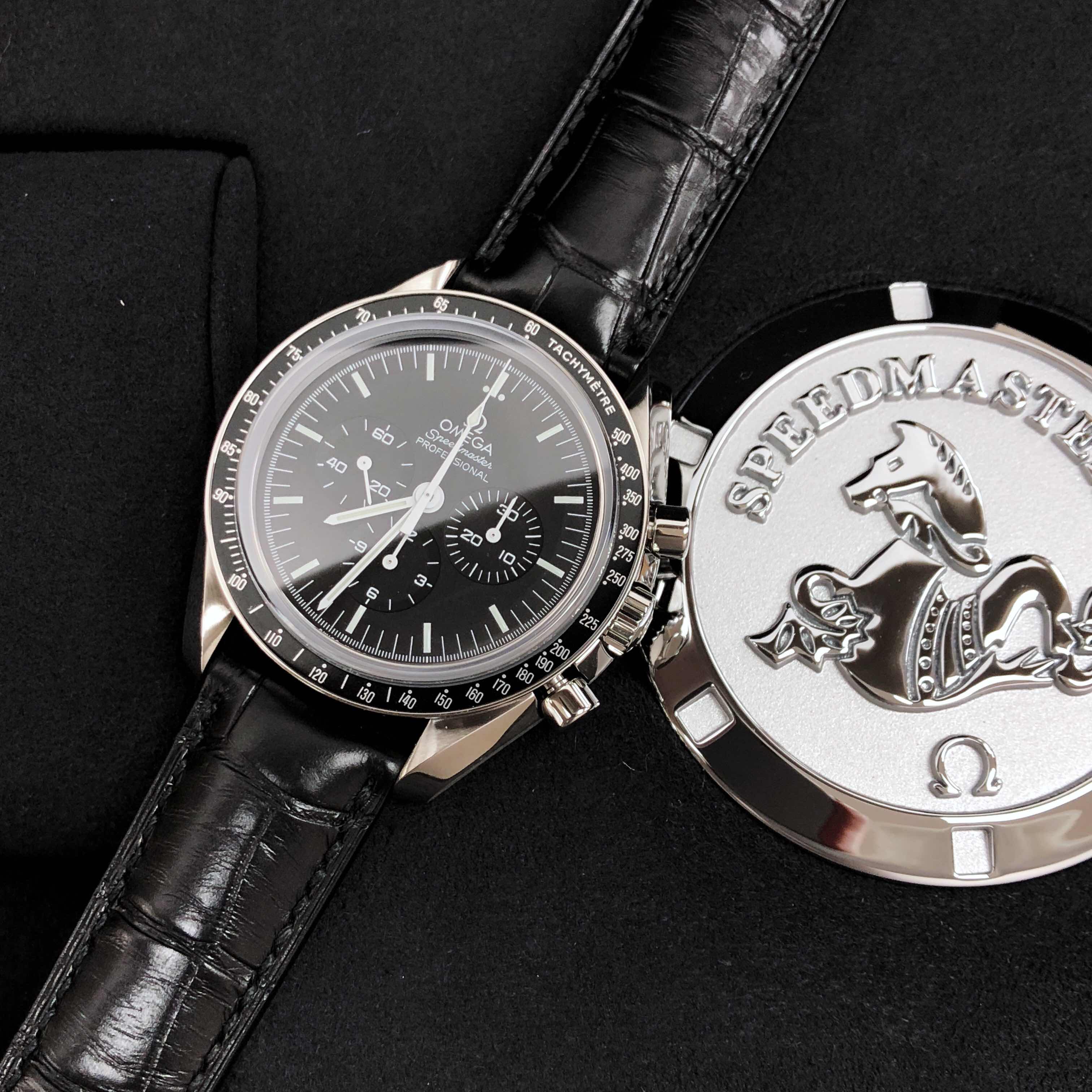 NEW OMEGA SPEEDMASTER 311.33.42.30.01.002 6