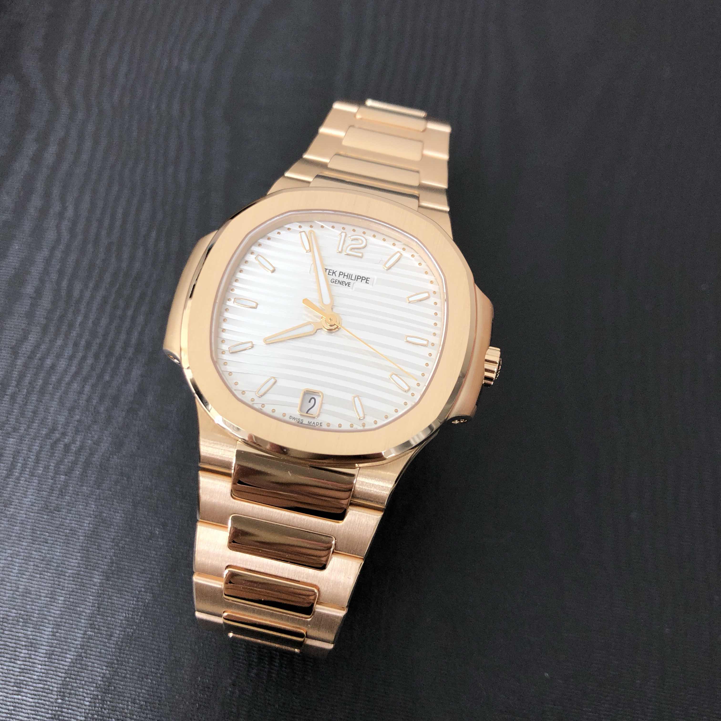 NEW PATEK PHILIPPE NAUTILUS 7118/1R-001 6