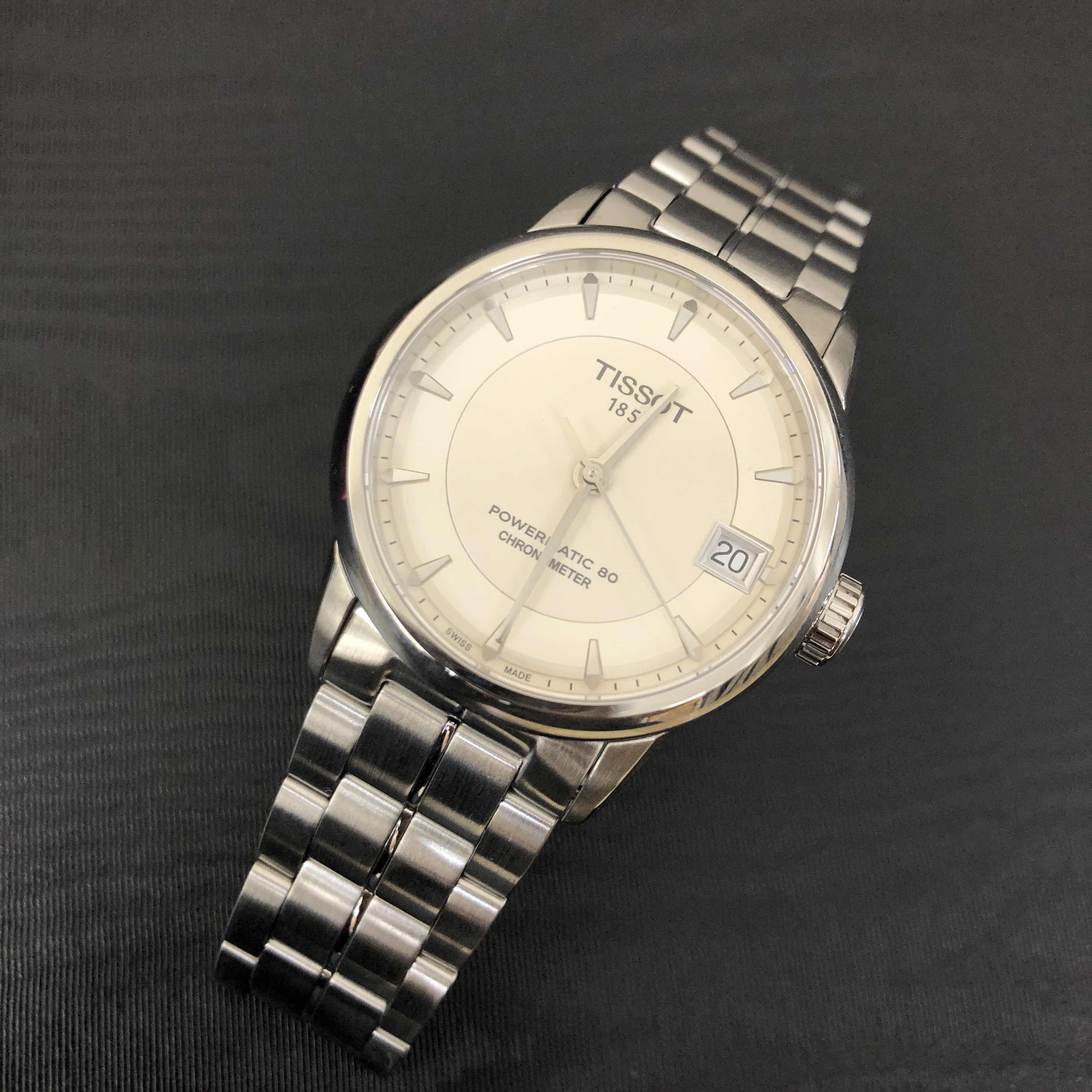 TISSOT T-CLASSIC T086.208.11.261.00 6