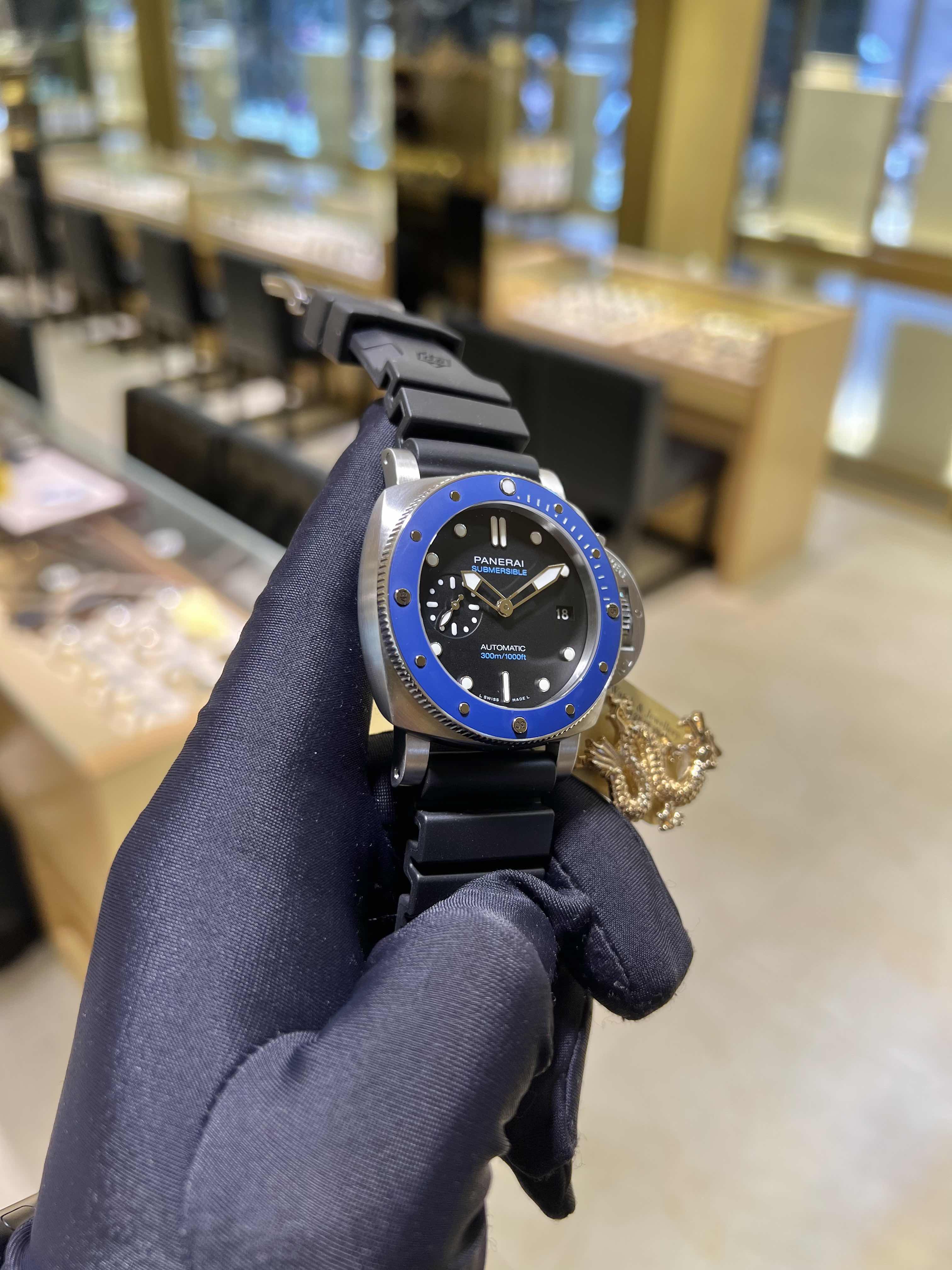 NEW PANERAI SUBMERSIBLE PAM01209 6