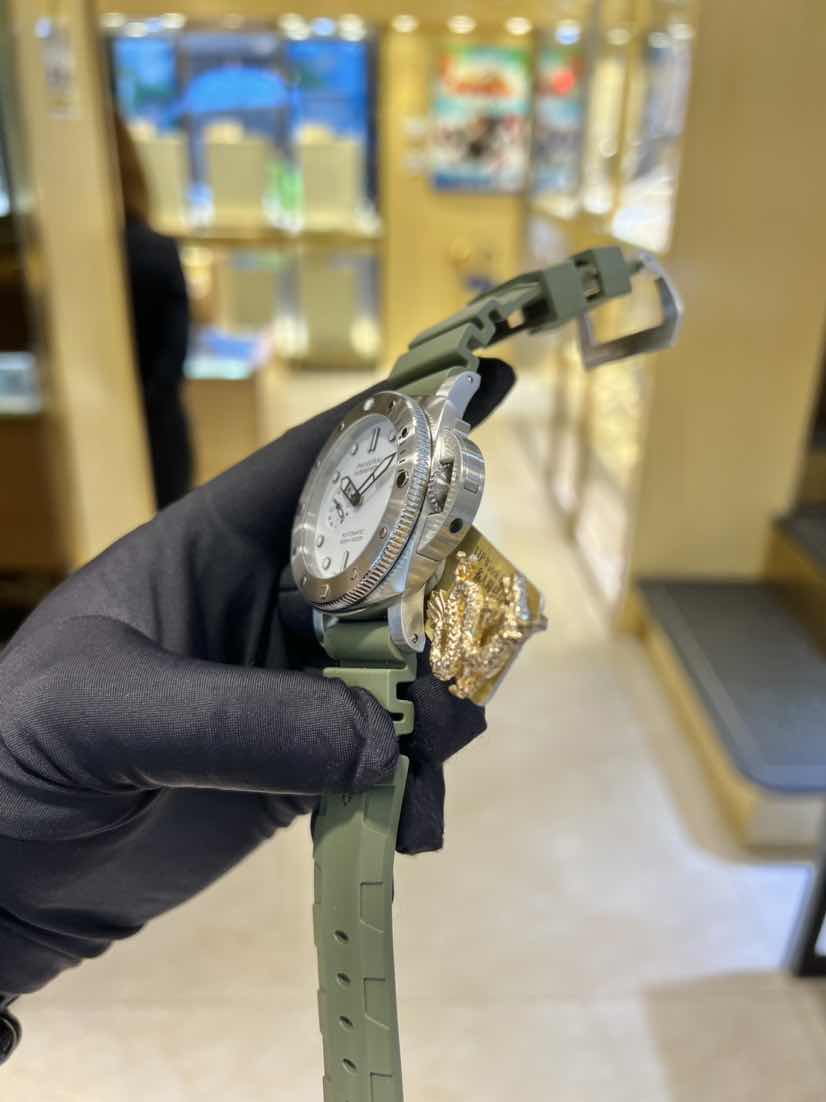 NEW PANERAI SUBMERSIBLE PAM01226 6