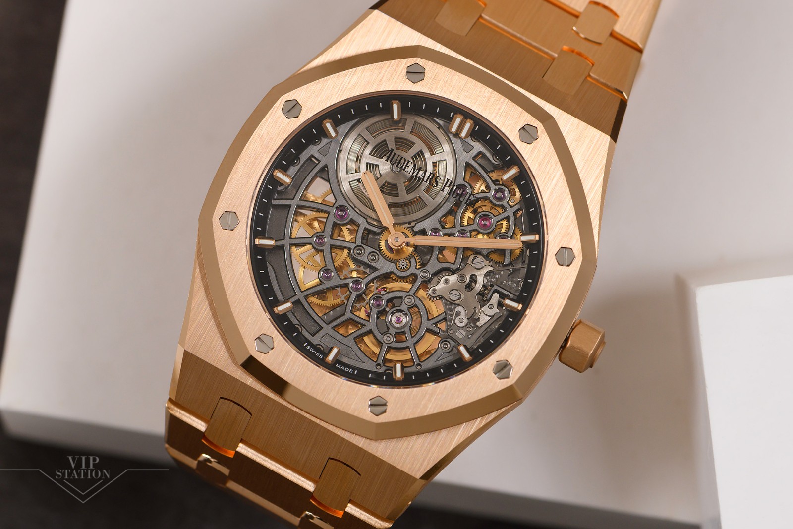 NEW AUDEMARS PIGUET ROYAL OAK 16204OR.OO.1240OR.01 7