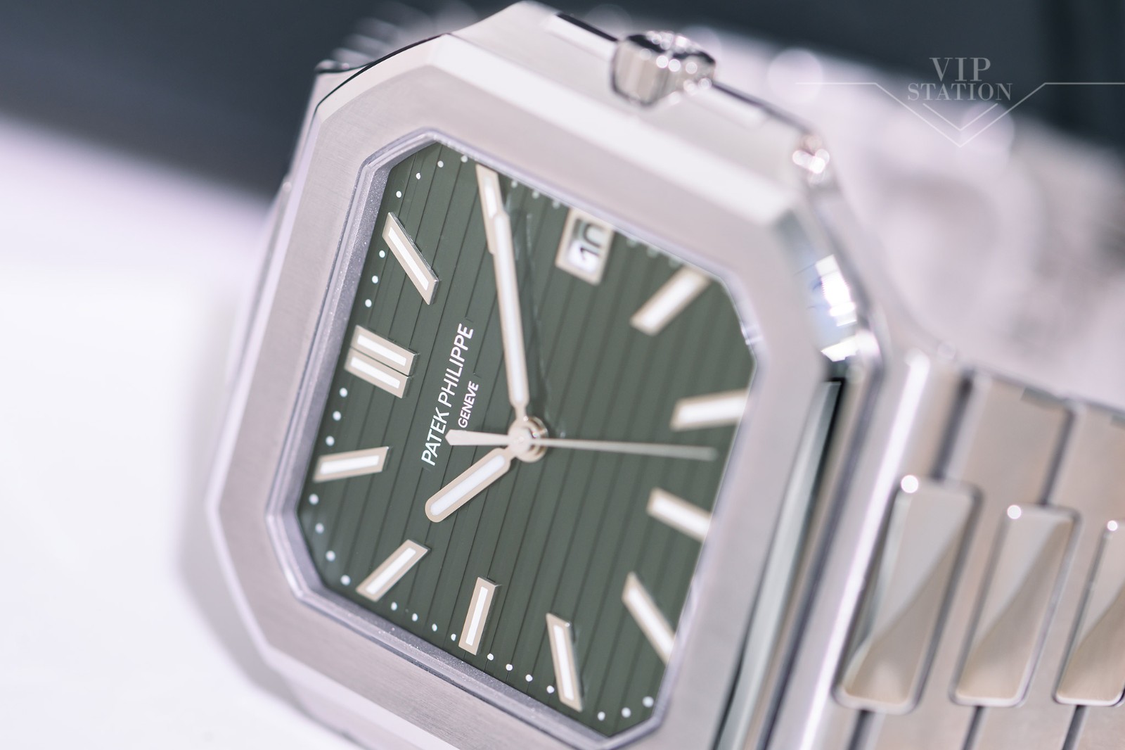 NEW PATEK PHILIPPE CUBITUS 5821/1A-001 7