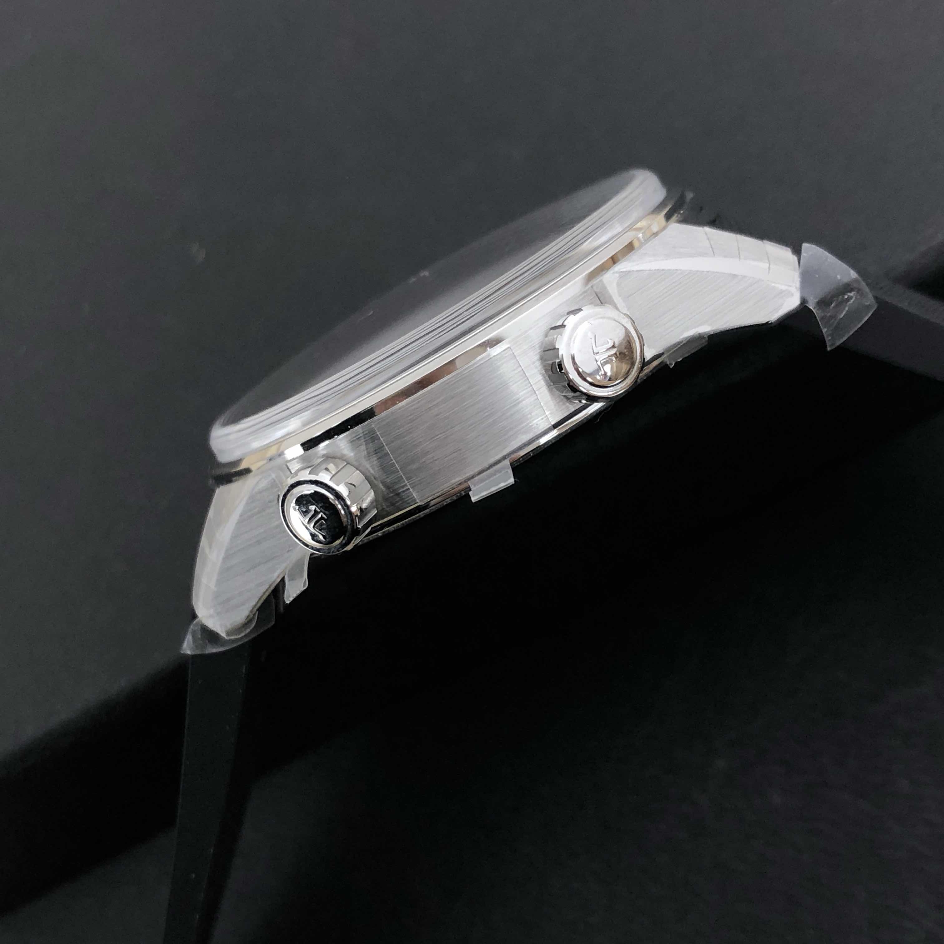 JAEGER-LECOULTRE POLARIS DATE Q9068670 7