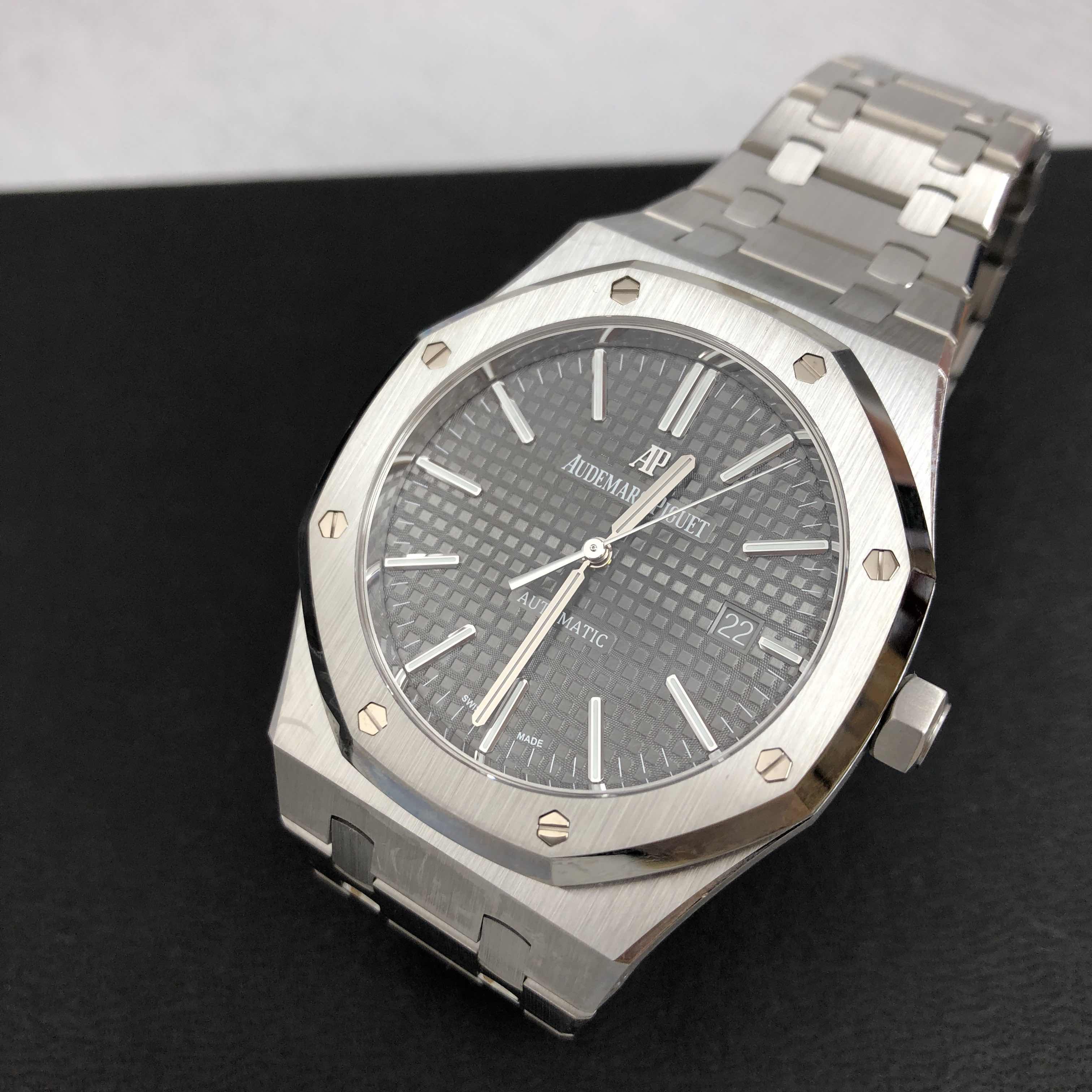 AUDEMARS PIGUET ROYAL OAK 15400ST.OO.1220ST.04 7