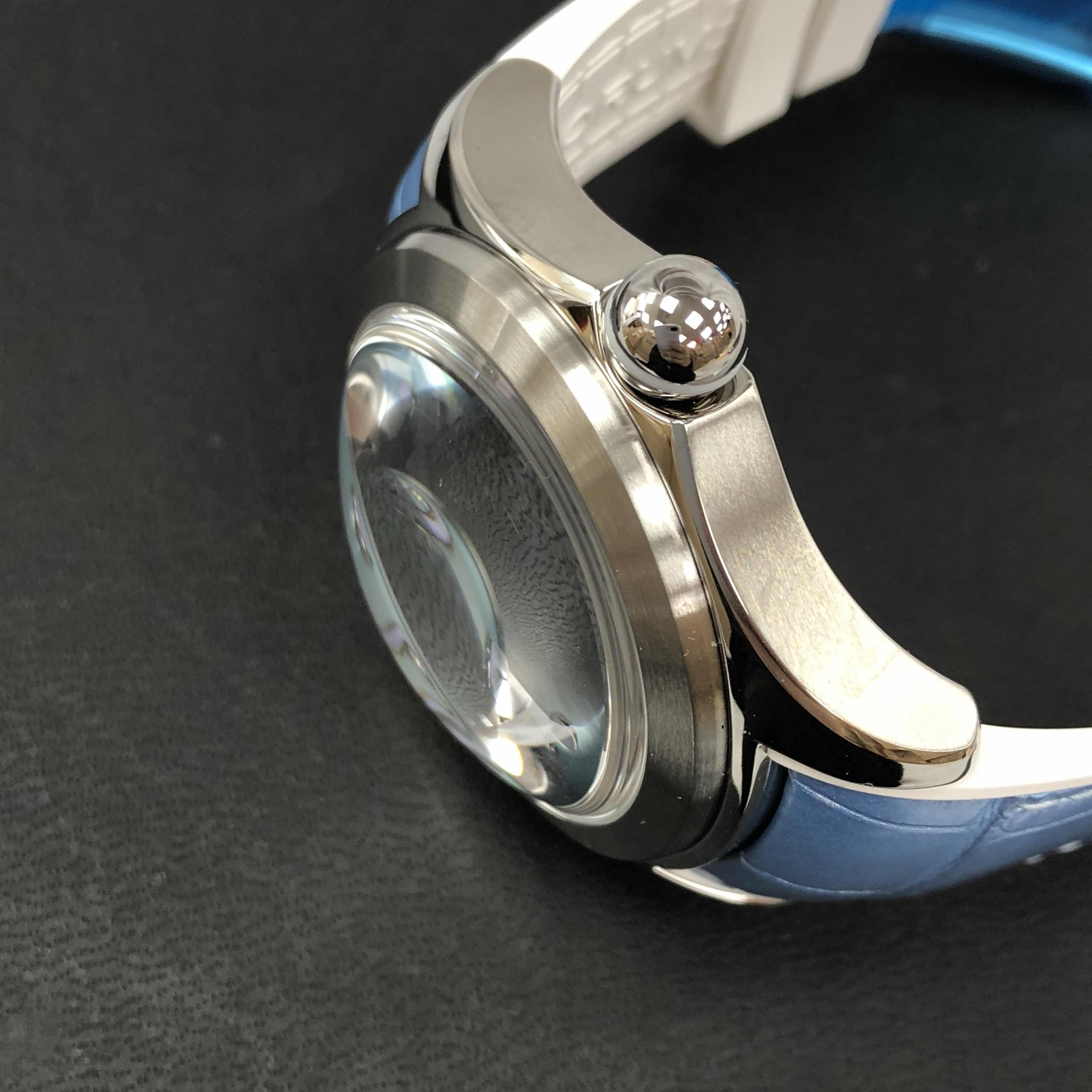CORUM BUBBLE 295.100.20/0011 PN05 7