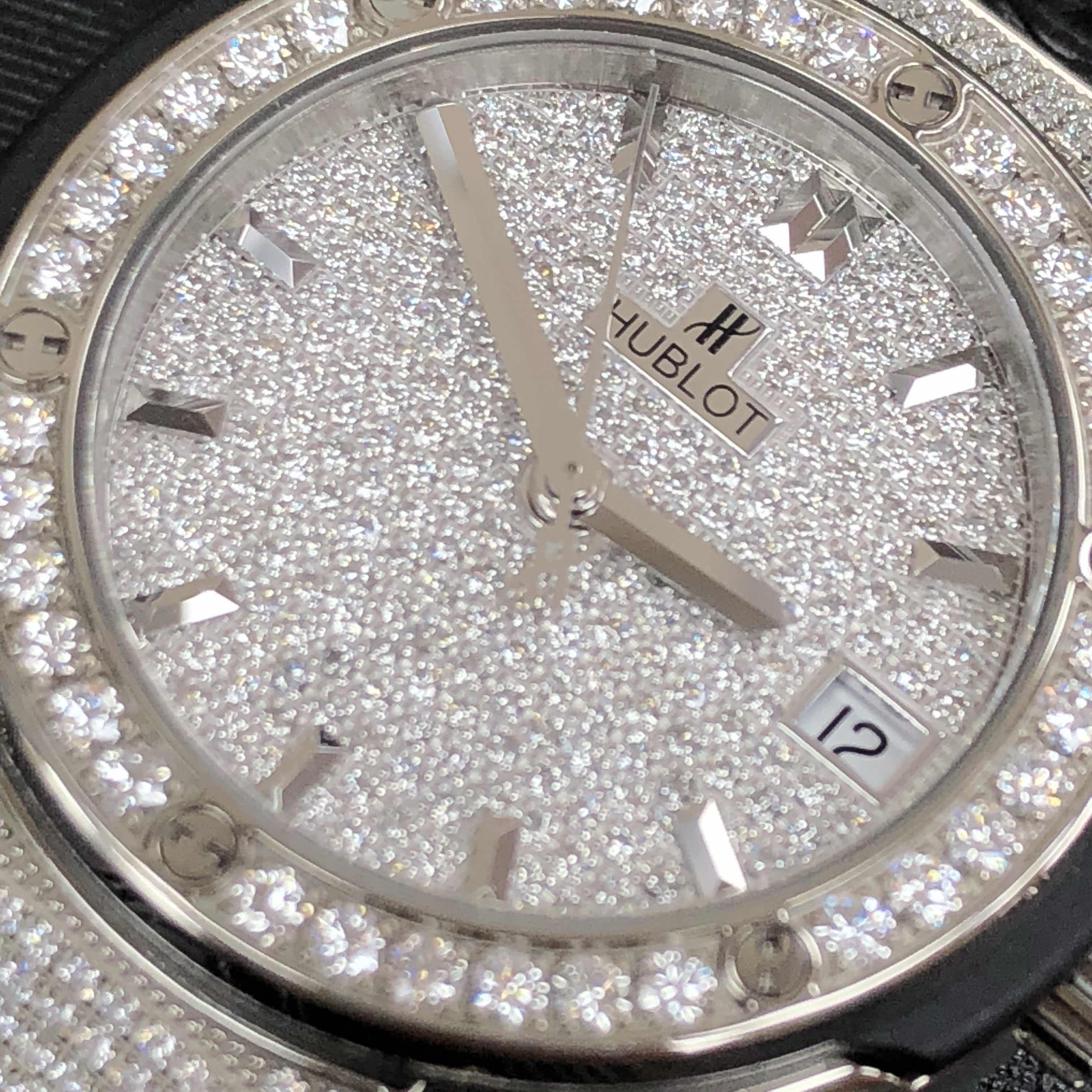 HUBLOT CLASSIC FUSION 581.NX.9010.LR.1704 7