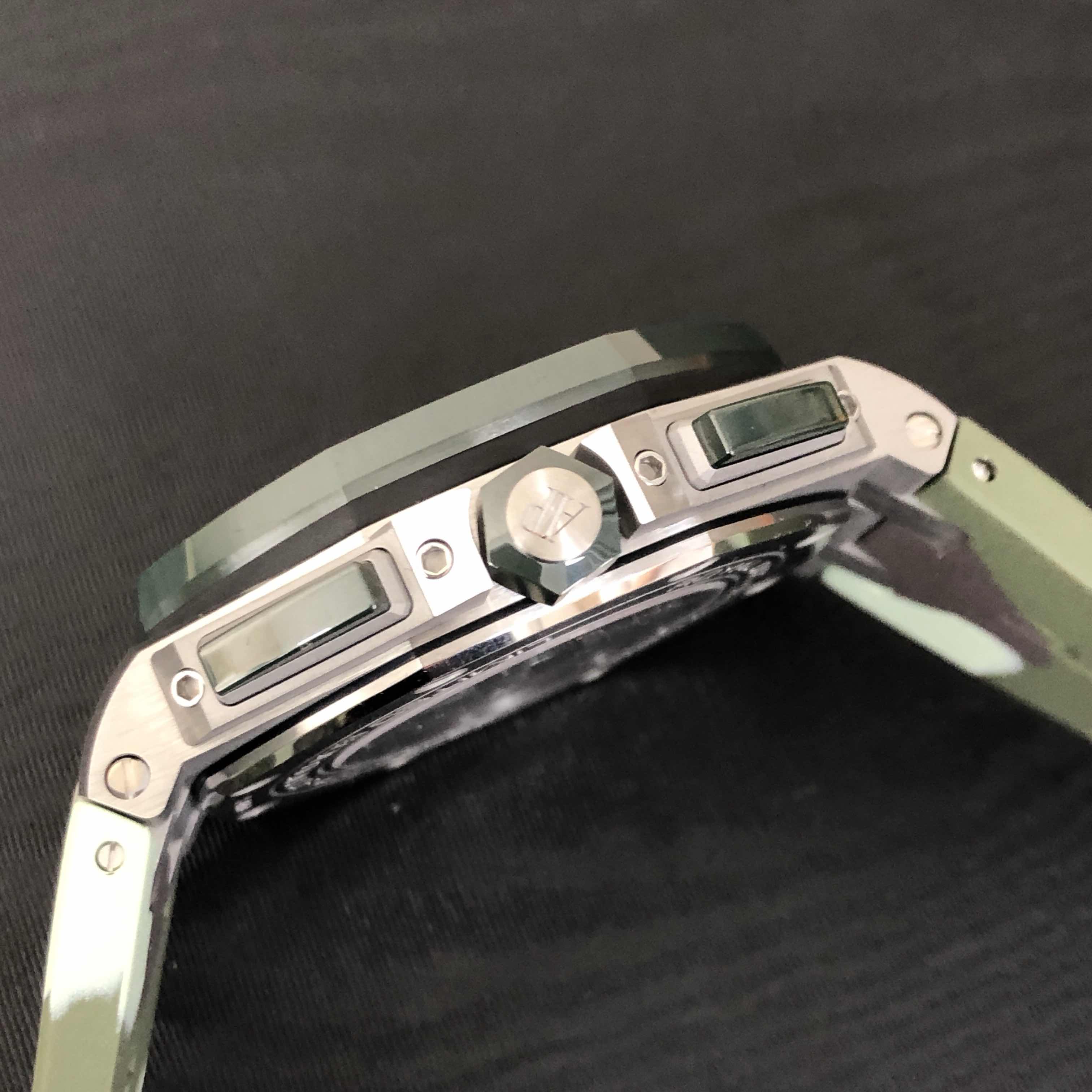 AUDEMARS PIGUET ROYAL OAK OFFSHORE 26400SO.OO.A055CA.01 7
