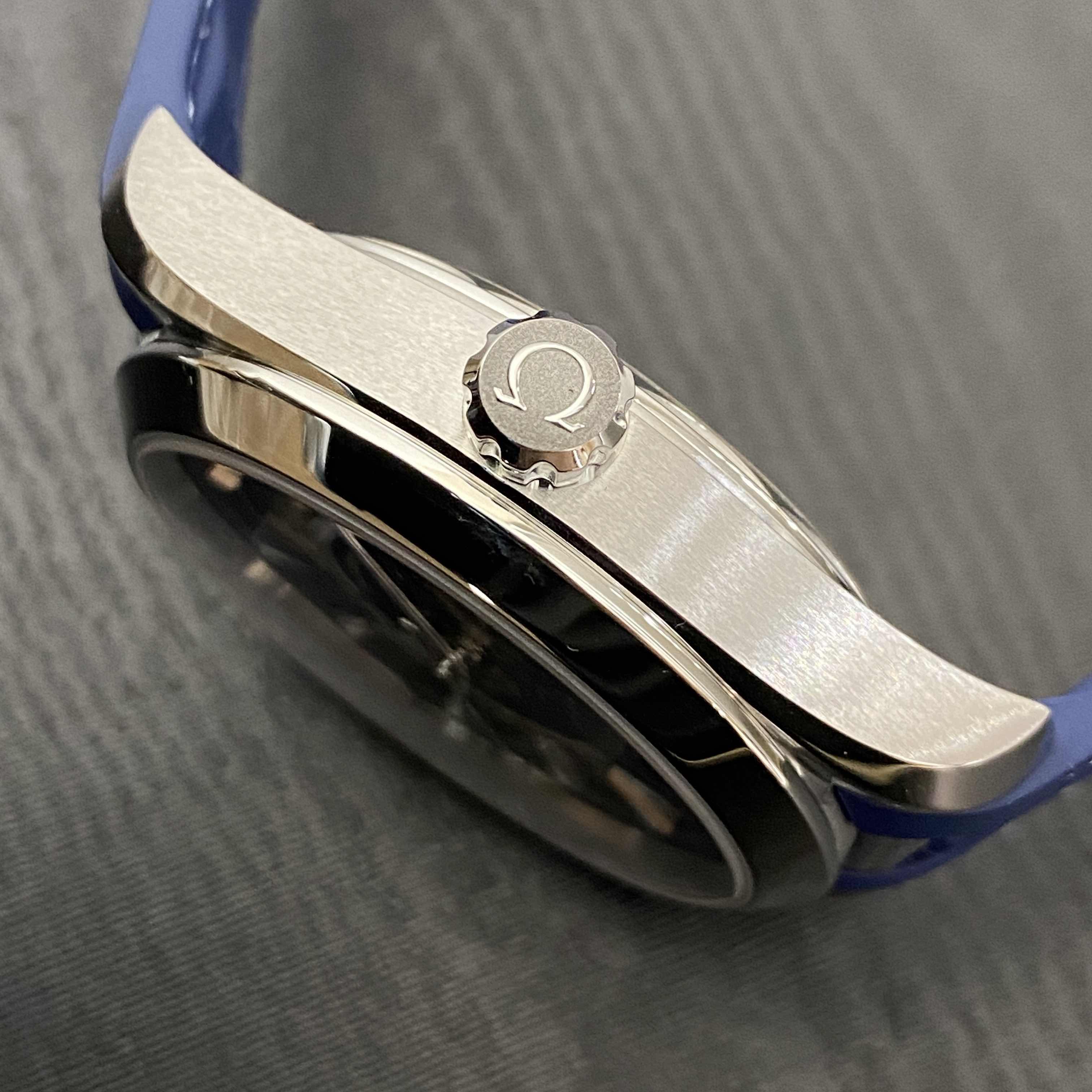 NEW OMEGA SEAMASTER 220.12.43.22.03.001 7