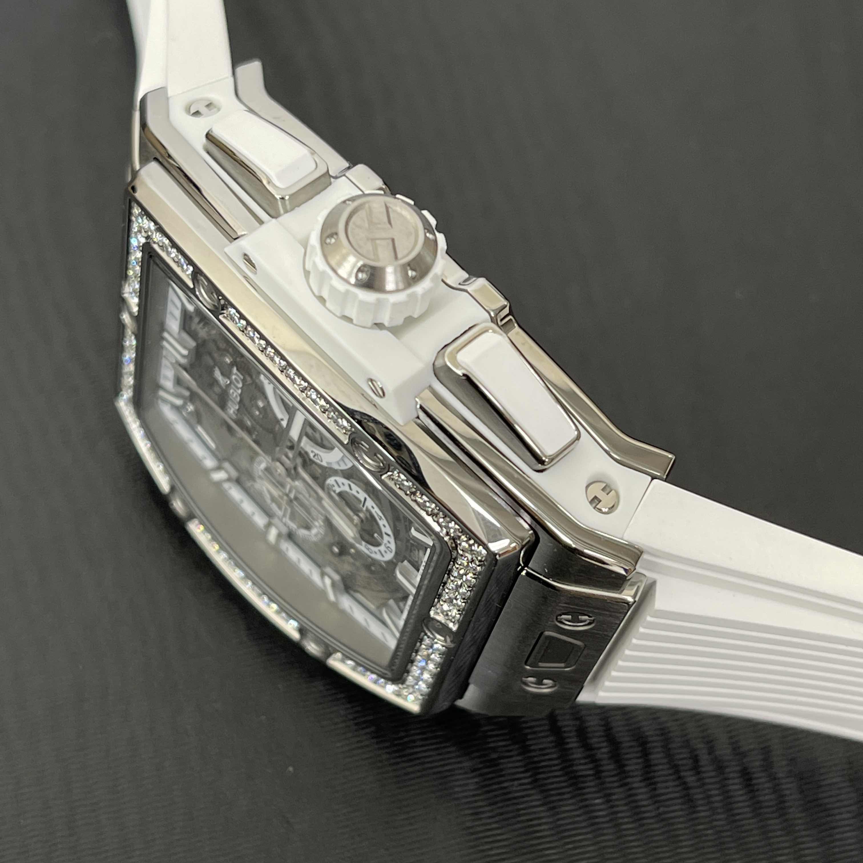 HUBLOT BIG BANG 642.NE.2010.RW.1204 7
