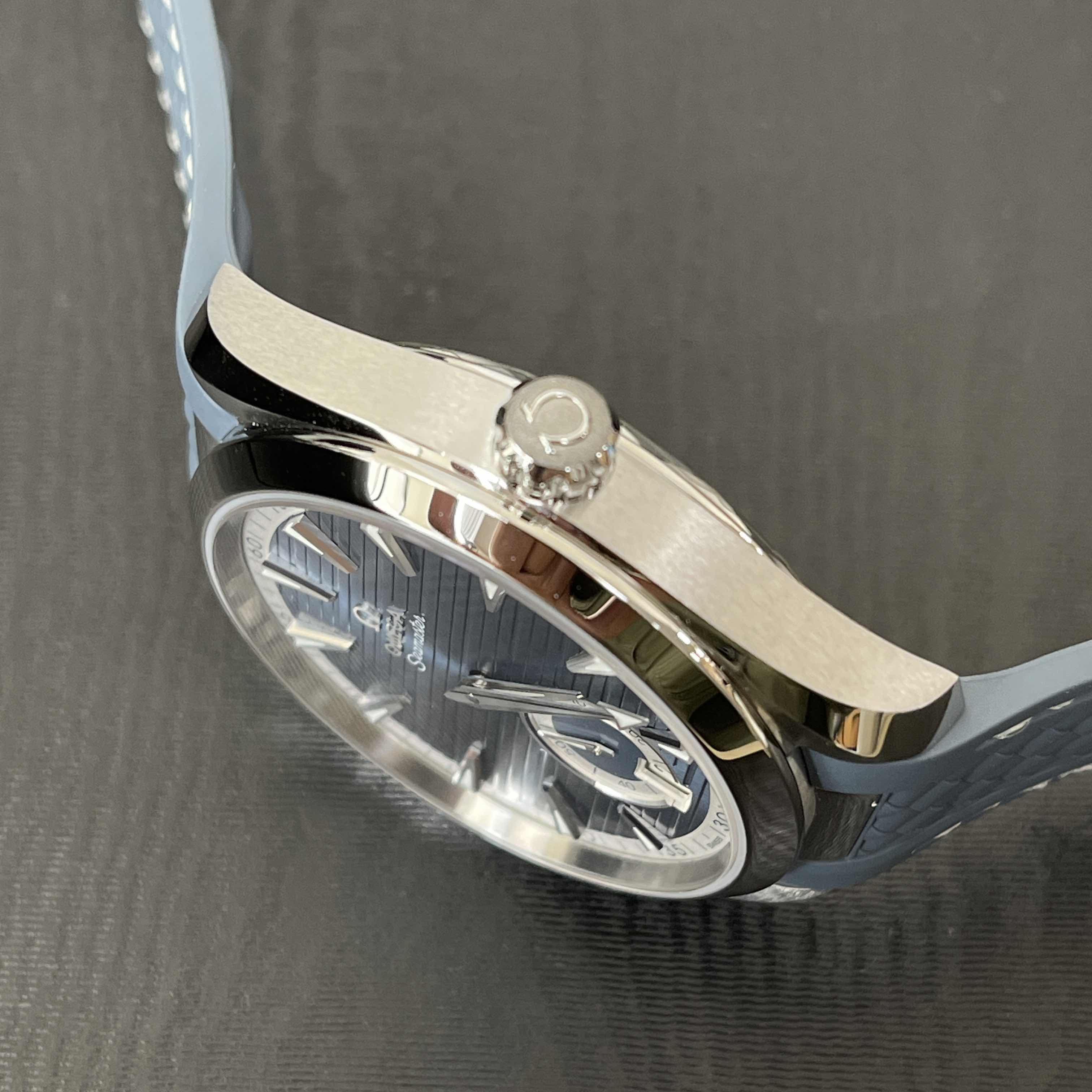 NEW OMEGA SEAMASTER 220.12.41.21.03.005 7