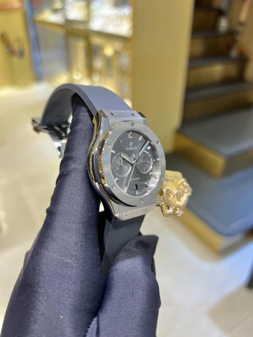 NEW HUBLOT CLASSIC FUSION 541.NX.7070.RX 7