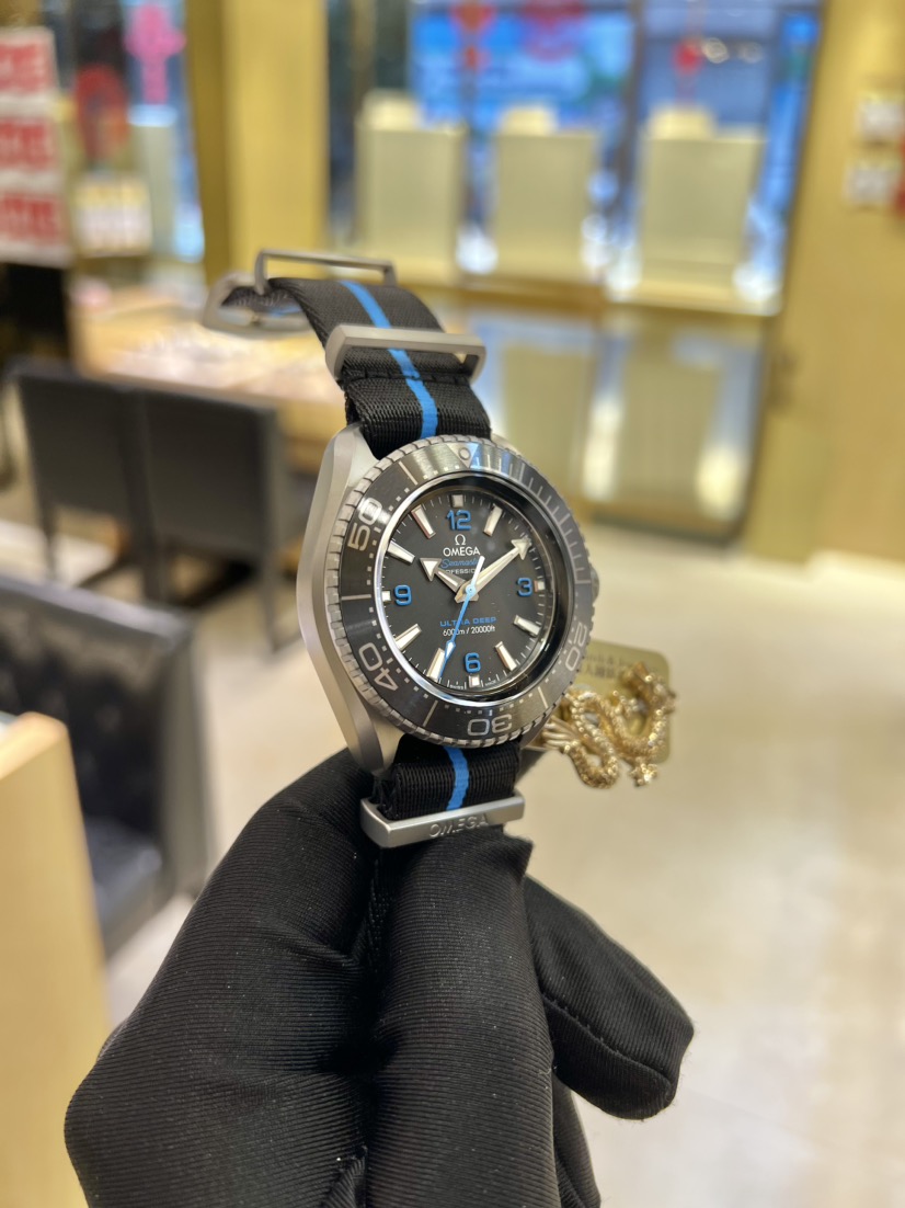 NEW OMEGA SEAMASTER 215.92.46.21.01.001 7