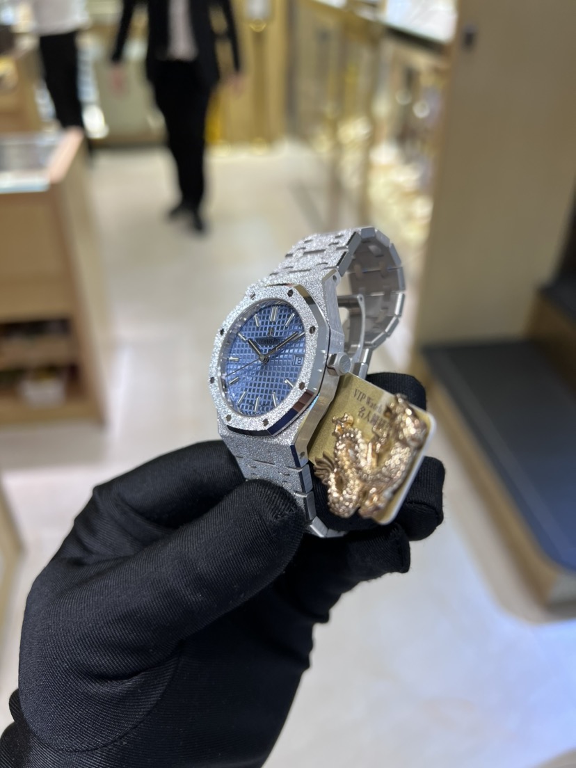 NEW AUDEMARS PIGUET ROYAL OAK 77353BC.GG.1263BC.01 7
