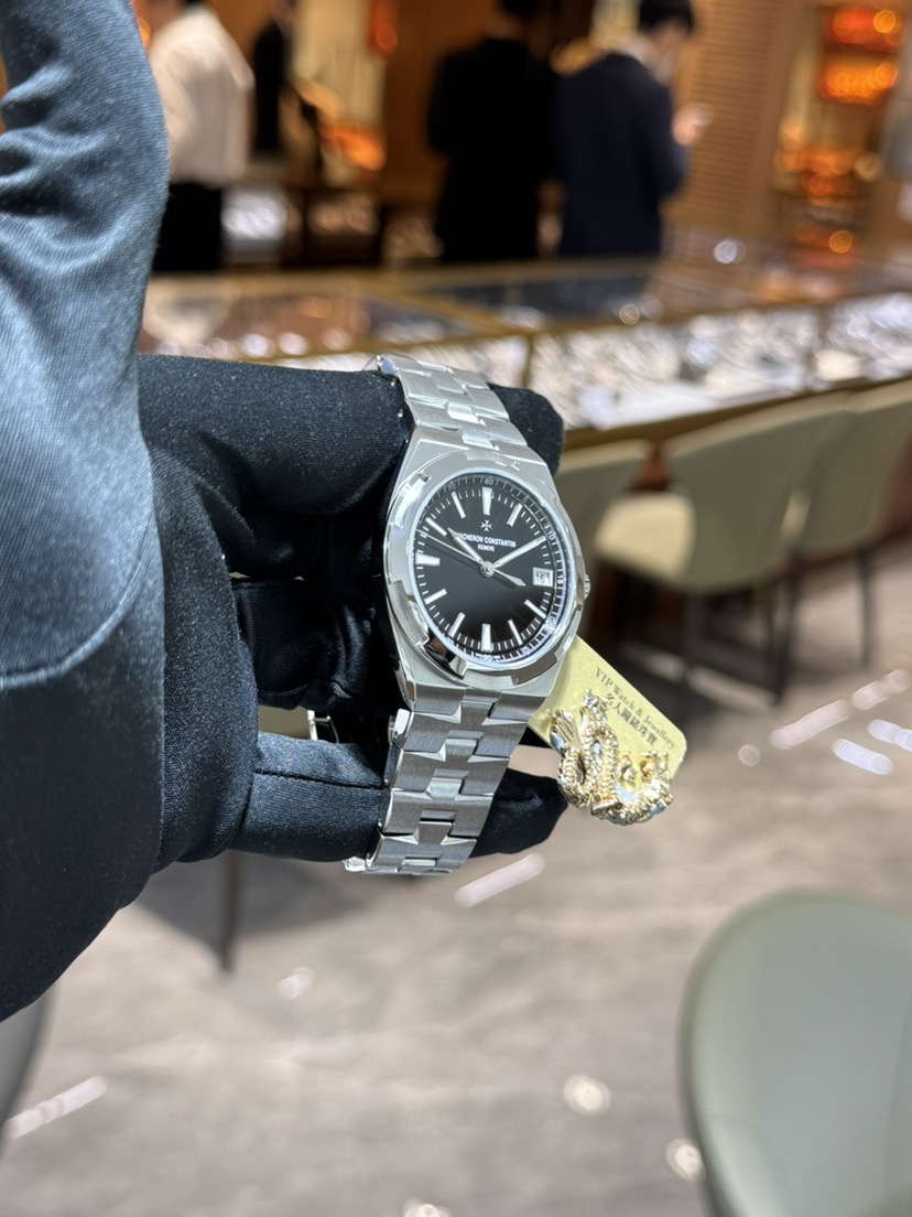 NEW VACHERON CONSTANTIN OVERSEAS 4520V/210A-B483 7