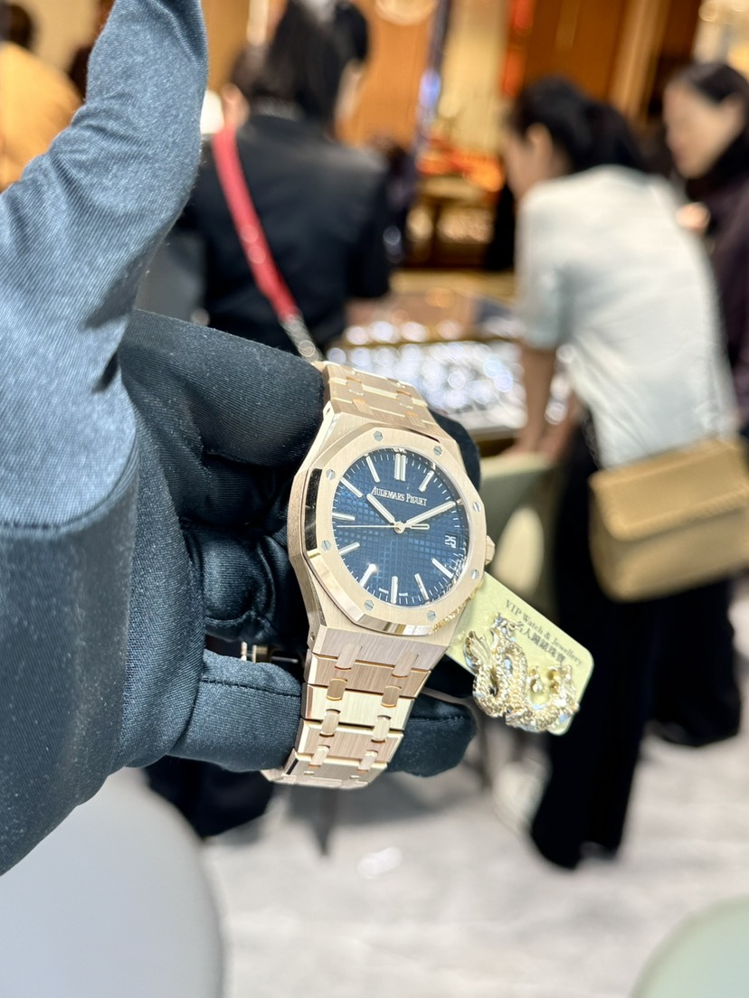 NEW AUDEMARS PIGUET ROYAL OAK 15510OR.OO.1320OR.03 7