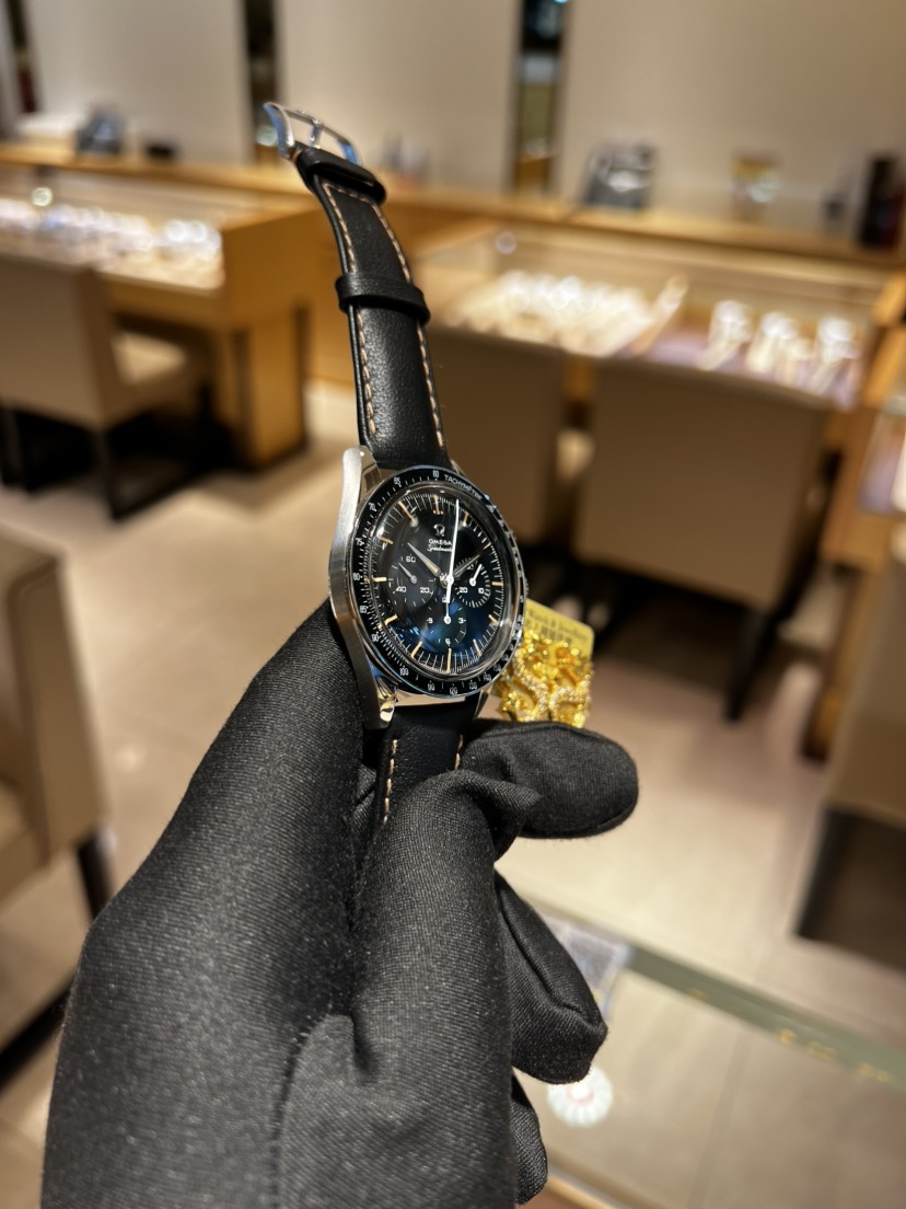 NEW OMEGA SPEEDMASTER 310.32.40.50.06.001 THE FIRST OMEGA IN SPACE 7