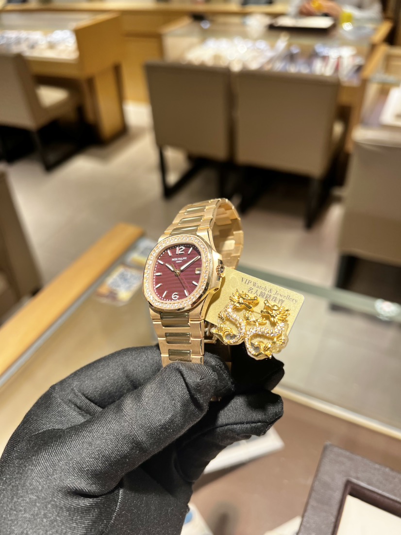 NEW PATEK PHILIPPE NAUTILUS 7010/1R-013 7