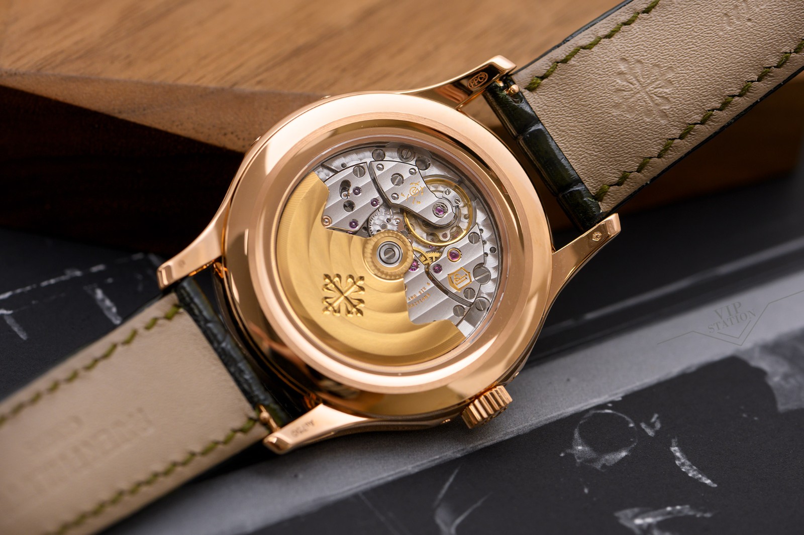 NEW PATEK PHILIPPE COMPLICATIONS 5205R-011 8