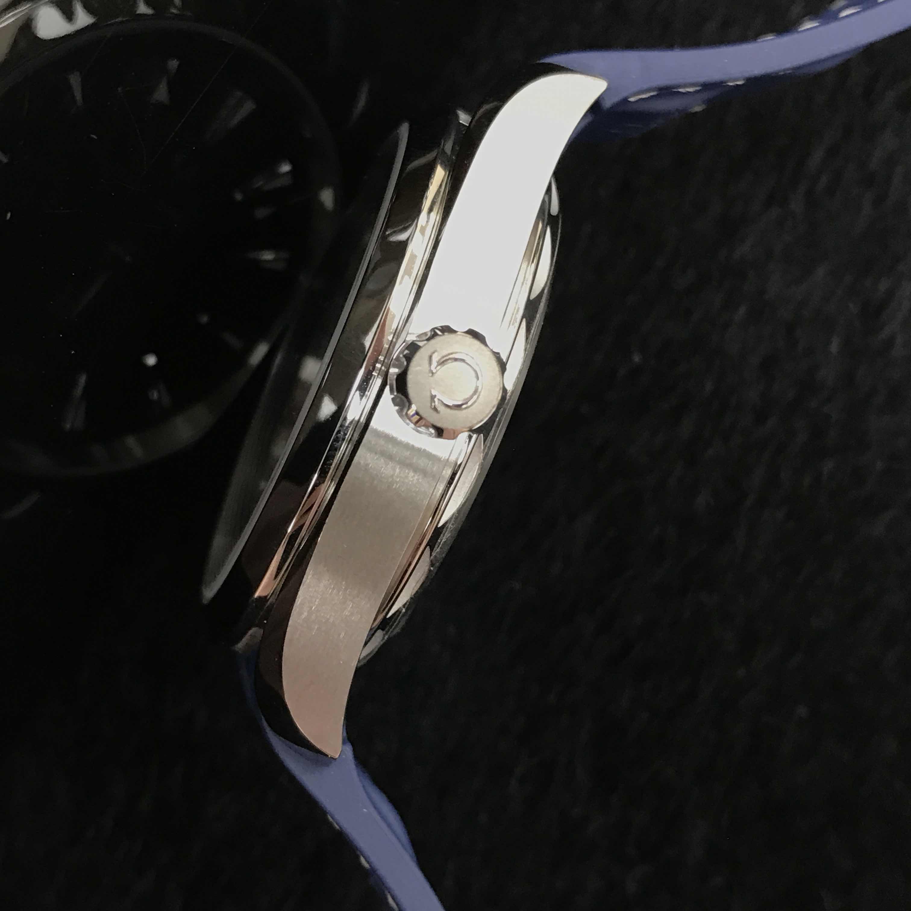 NEW OMEGA SEAMASTER 220.12.41.21.03.001 8