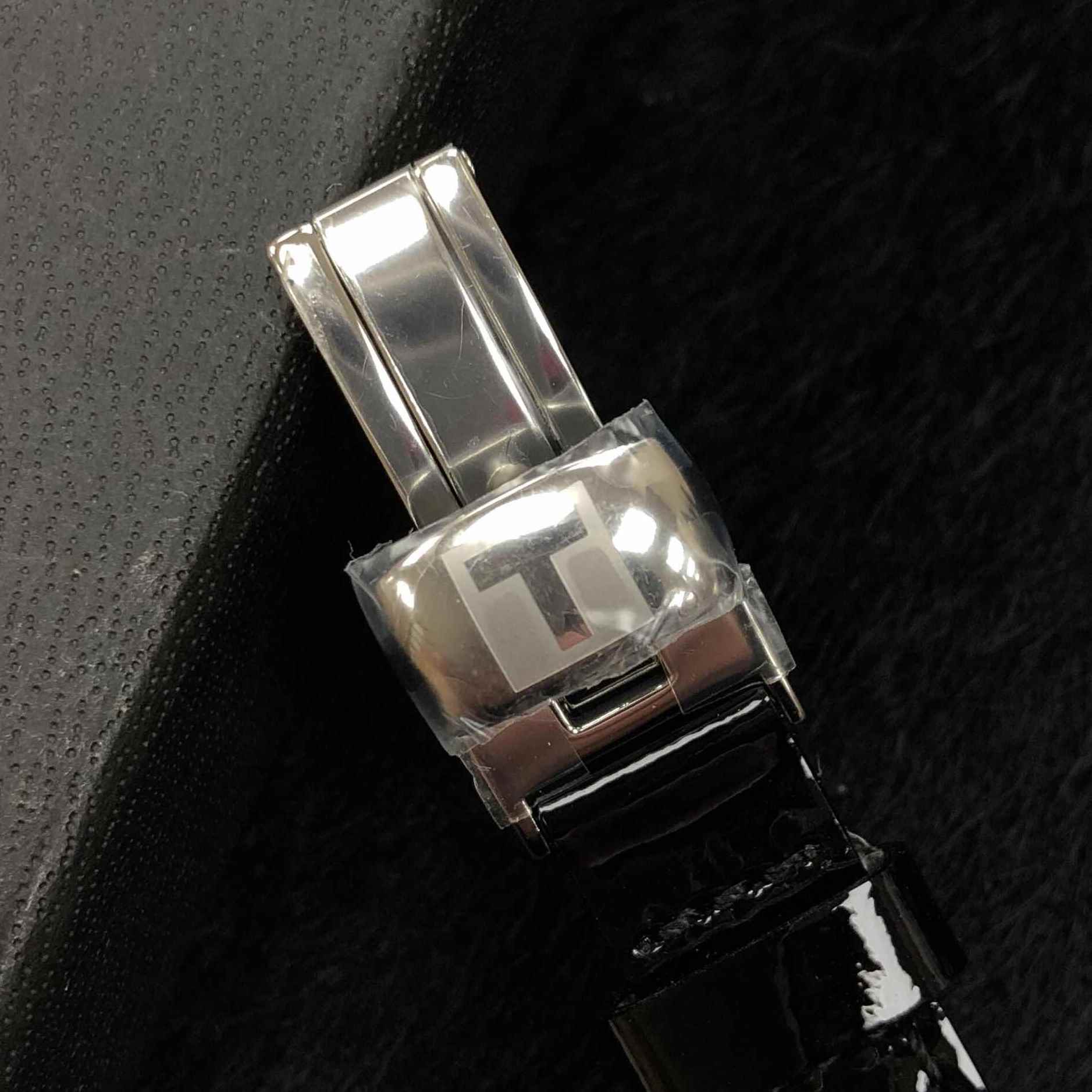 NEW TISSOT FLAMINGO T094.210.16.111.00 8